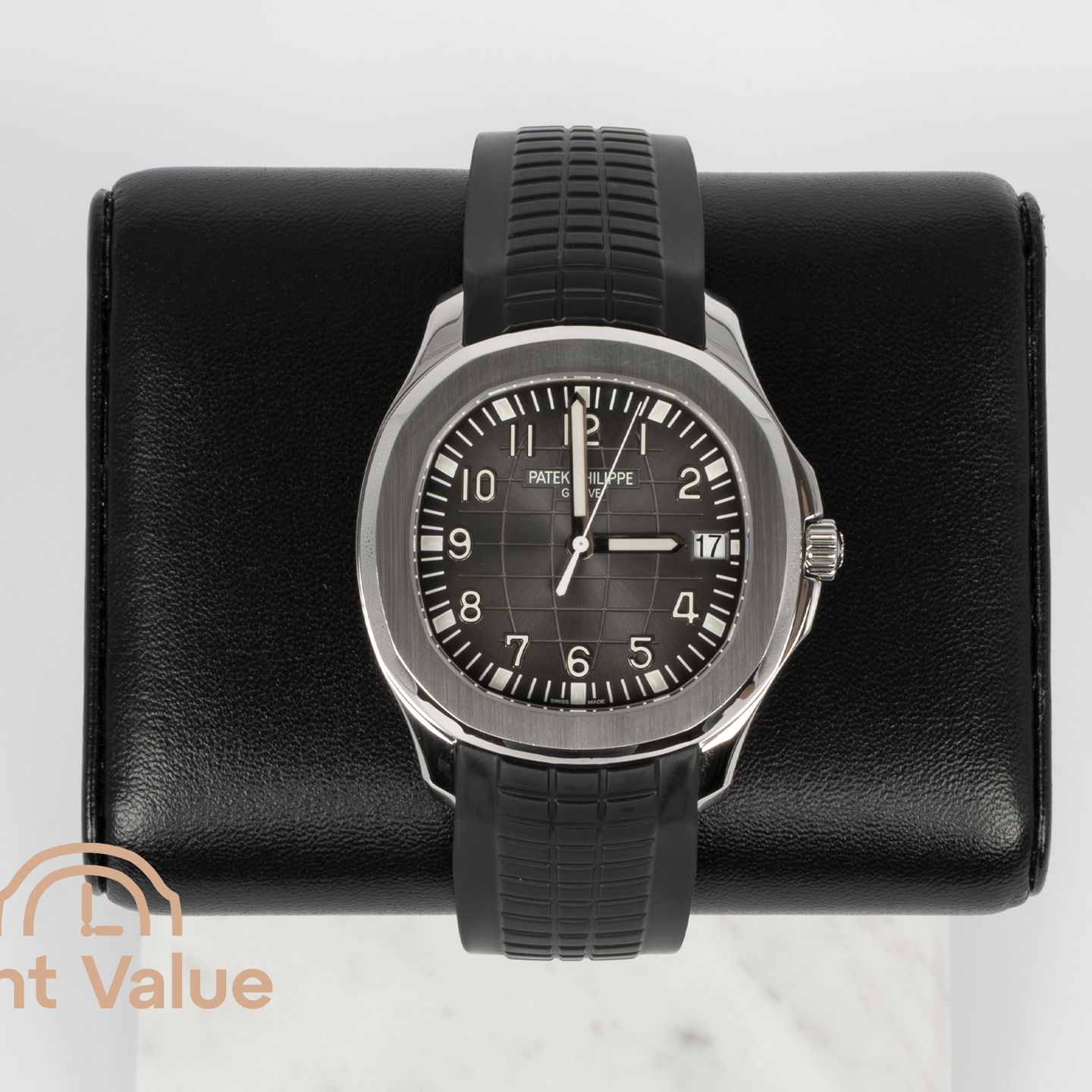 Patek Philippe Aquanaut 5167A-001 (2018) - Black dial 40 mm Steel case (1/6)