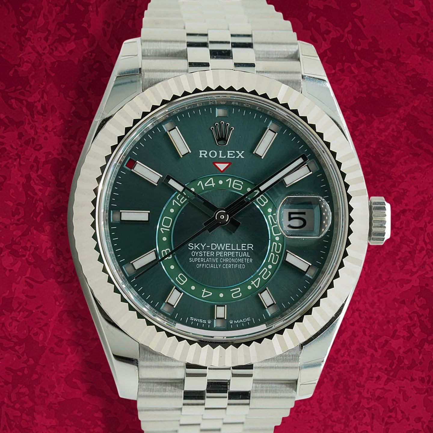 Rolex Sky-Dweller 336934 (2025) - 42 mm Steel case (1/8)