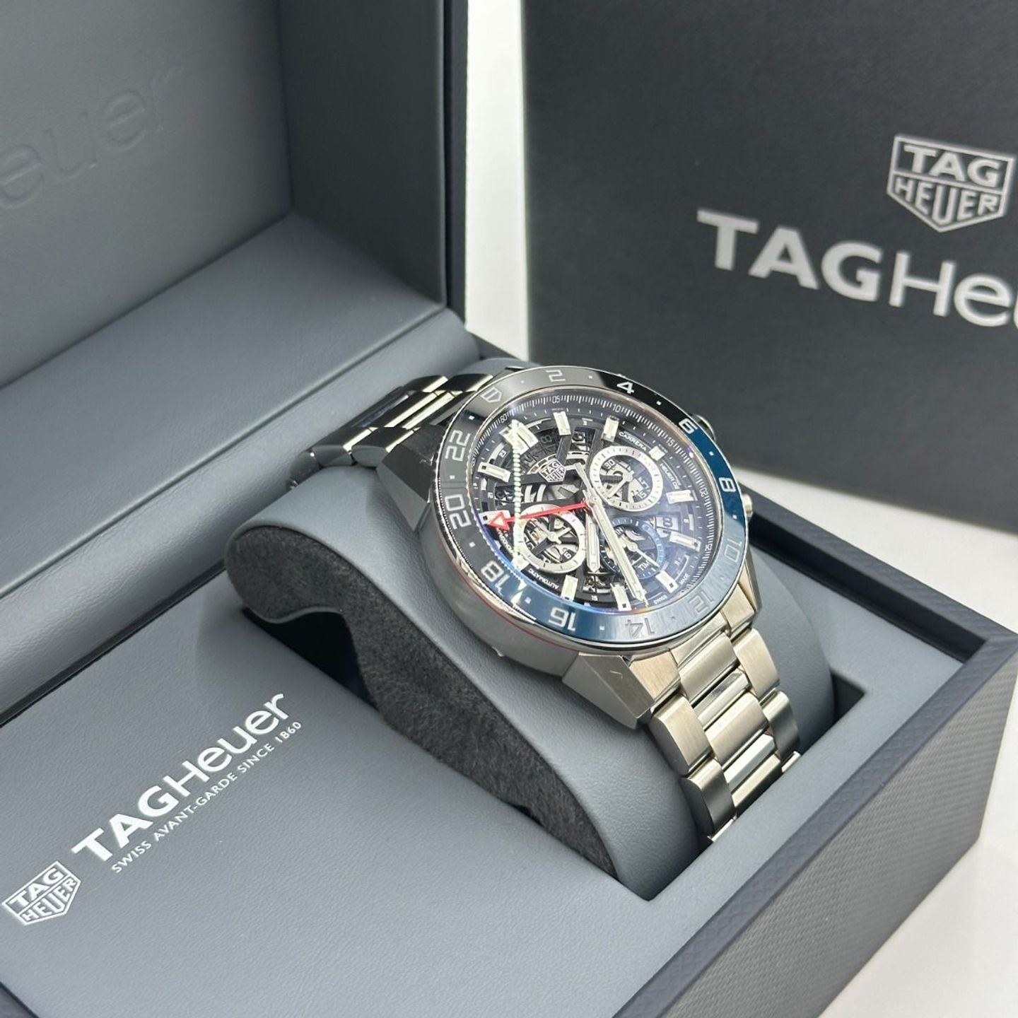 TAG Heuer Carrera CBG2A1Z.BA0658 (2024) - Zwart wijzerplaat 45mm Staal (3/8)