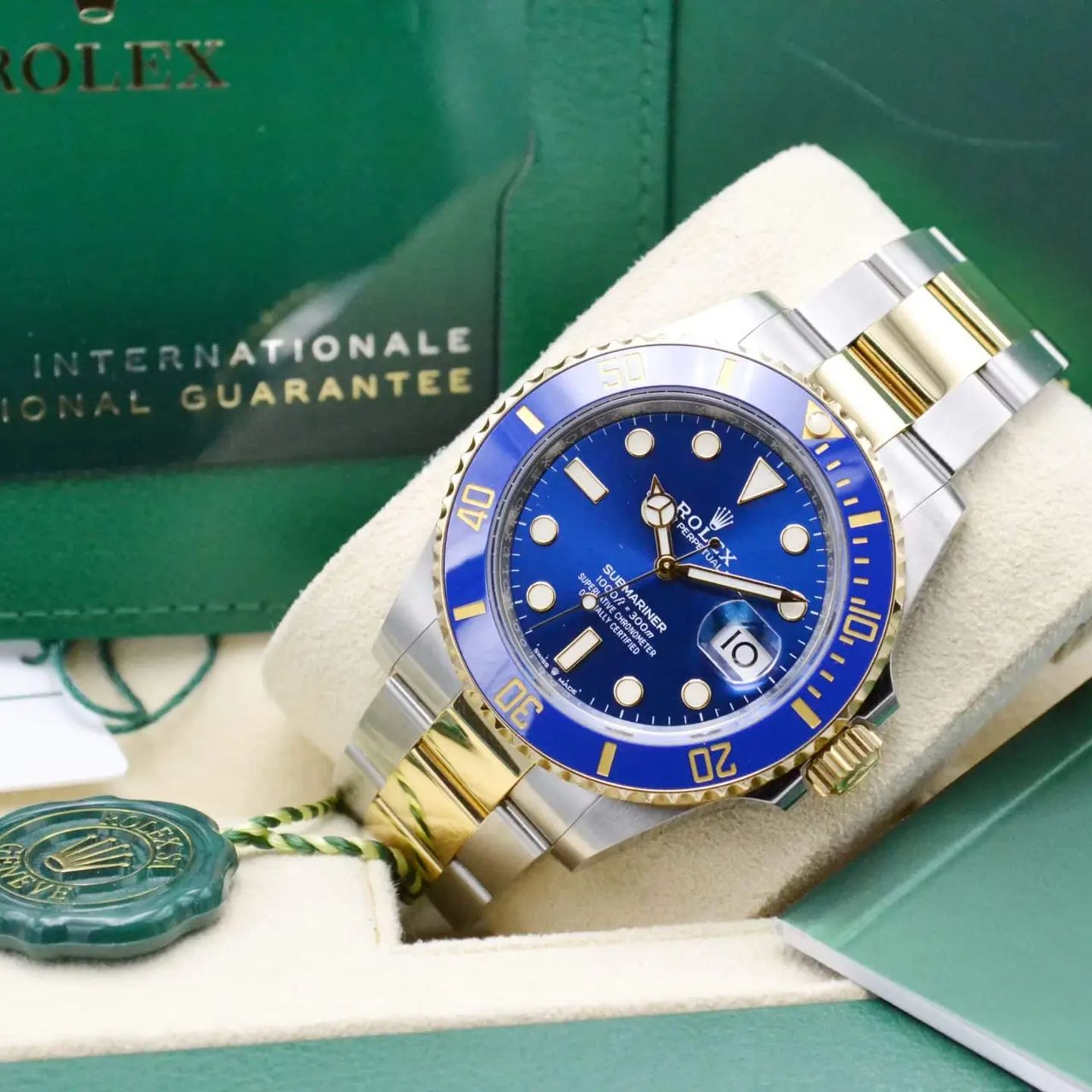 Rolex Submariner Date 126613LB (2022) - 41 mm Gold/Steel case (7/7)