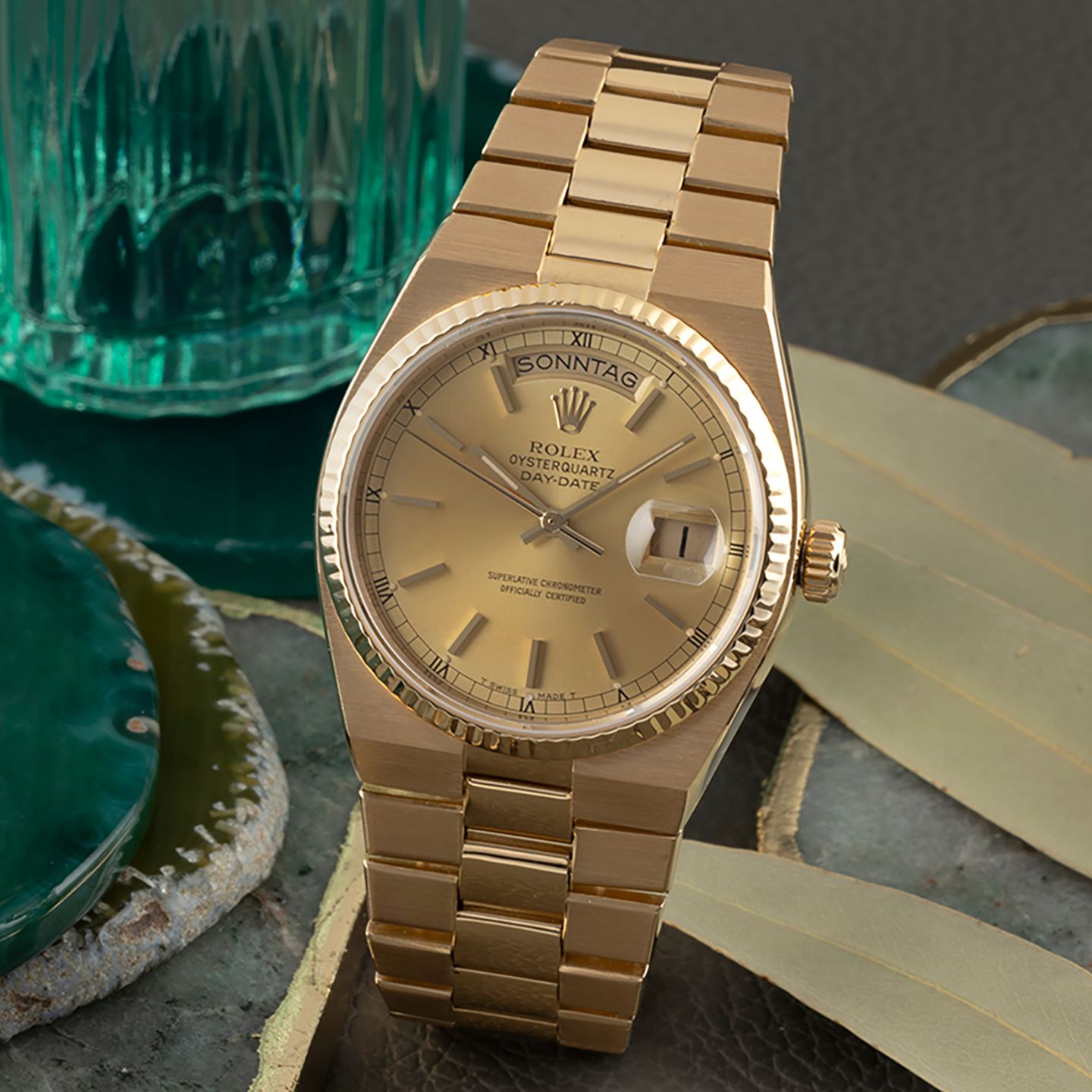 Rolex Day-Date Oysterquartz 19018 (1982) - 36 mm Yellow Gold case (1/8)