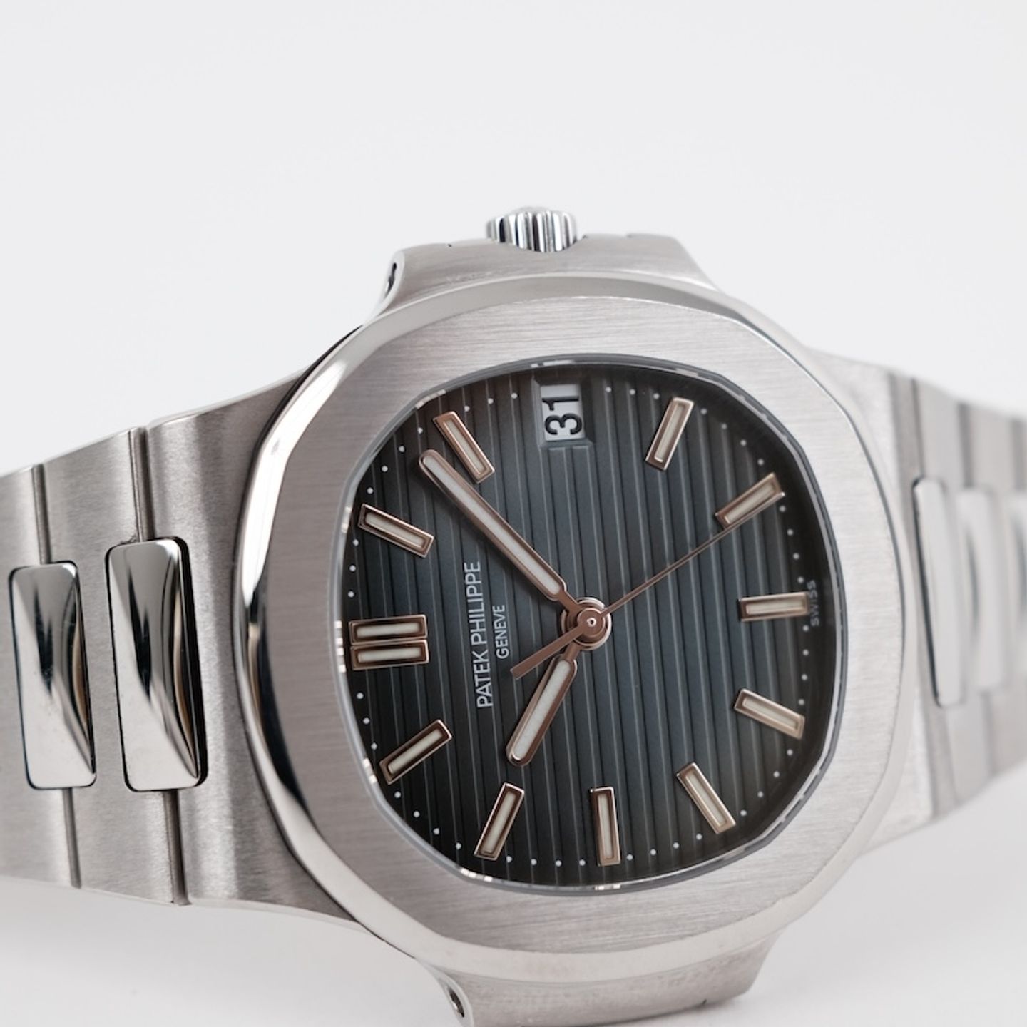 Patek Philippe Nautilus 5800/1A-001 (2007) - Blue dial 38 mm Steel case (3/8)