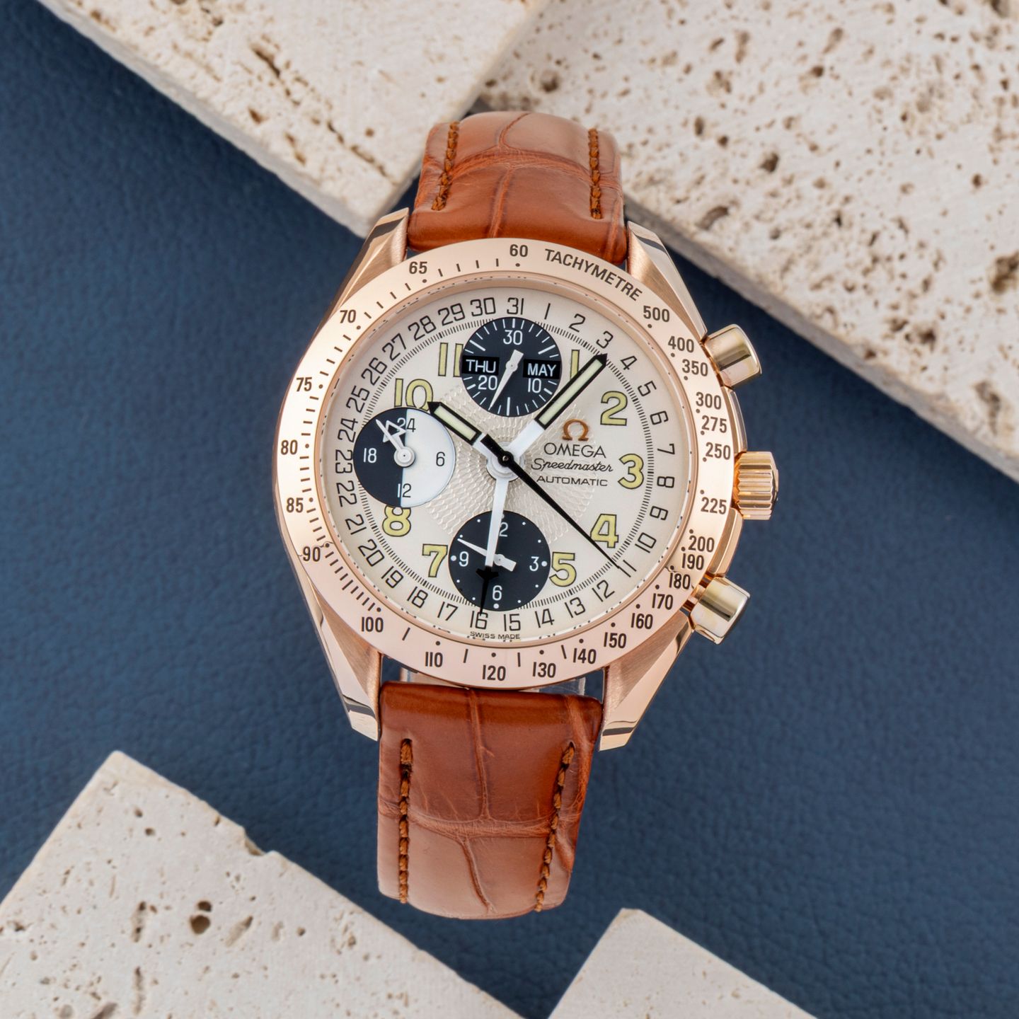 Omega Speedmaster Date 175.0084 (Onbekend (willekeurig serienummer)) - Zilver wijzerplaat 39mm Roodgoud (1/8)