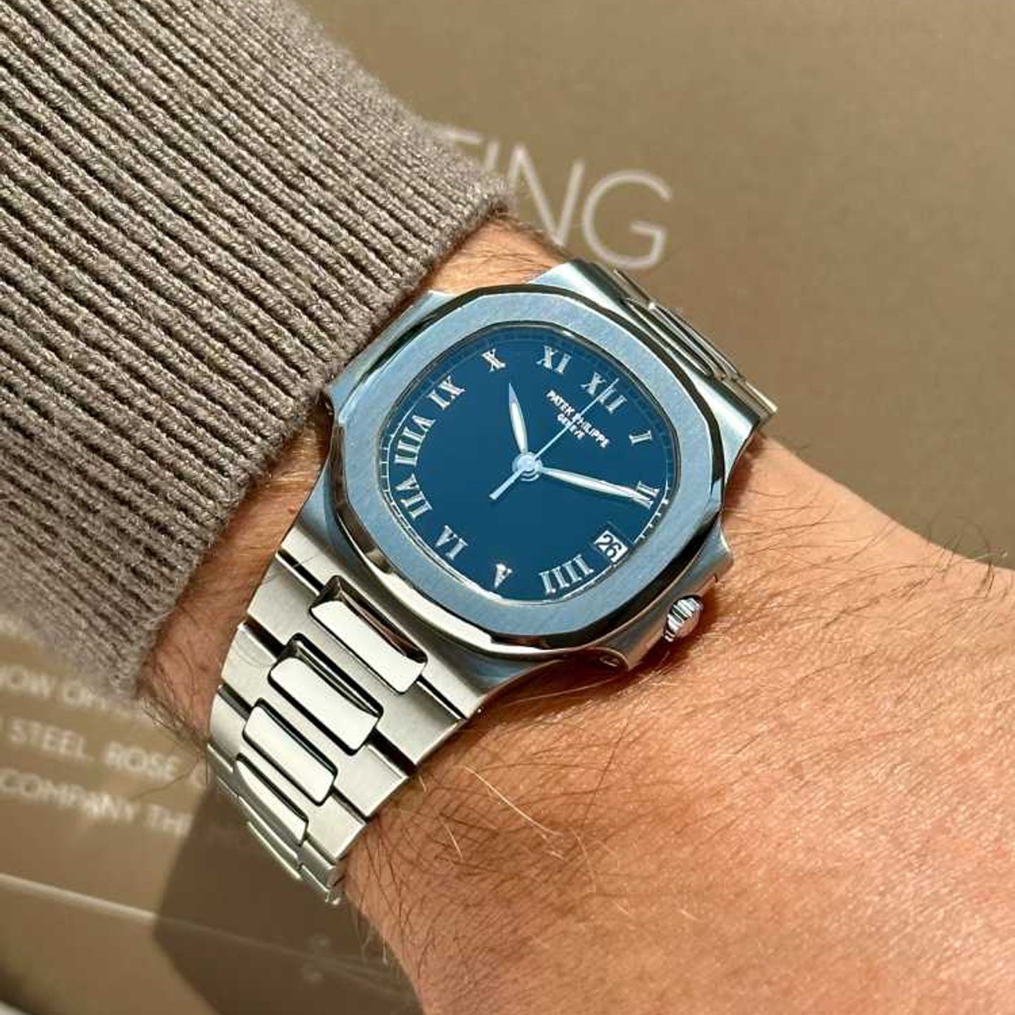 Patek Philippe Nautilus 3800 (2002) - Zwart wijzerplaat 36mm Staal (5/8)