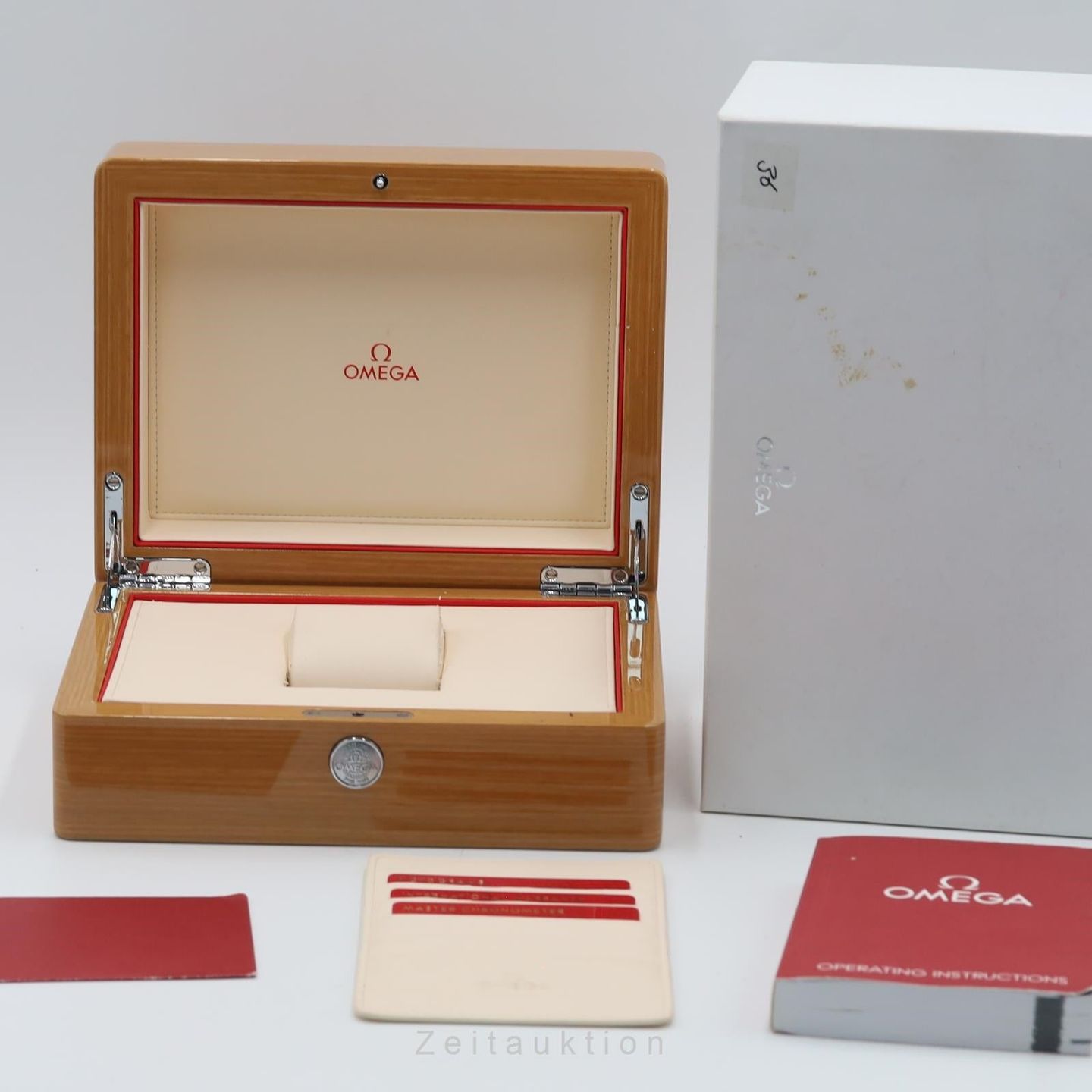 Omega Speedmaster Moonphase 304.23.44.52.13.001 - (7/8)