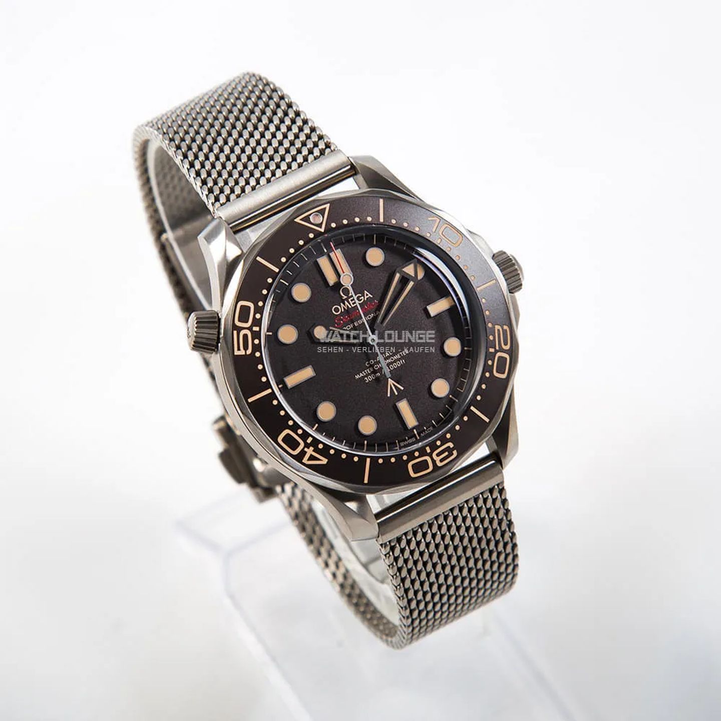 Omega Seamaster Diver 300 M 210.90.42.20.01.001 (2022) - Bruin wijzerplaat 42mm Titanium (4/8)