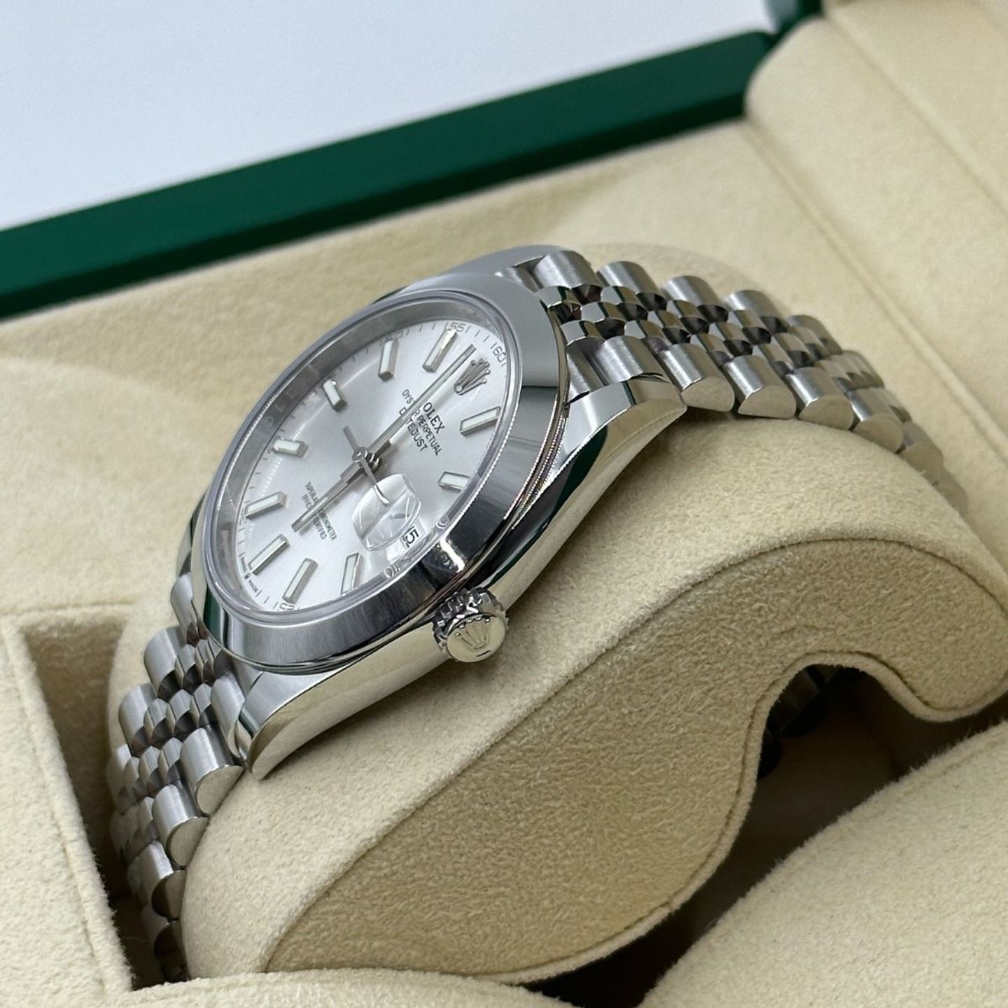 Rolex Datejust 41 126300 (2024) - Zilver wijzerplaat 41mm Staal (6/8)