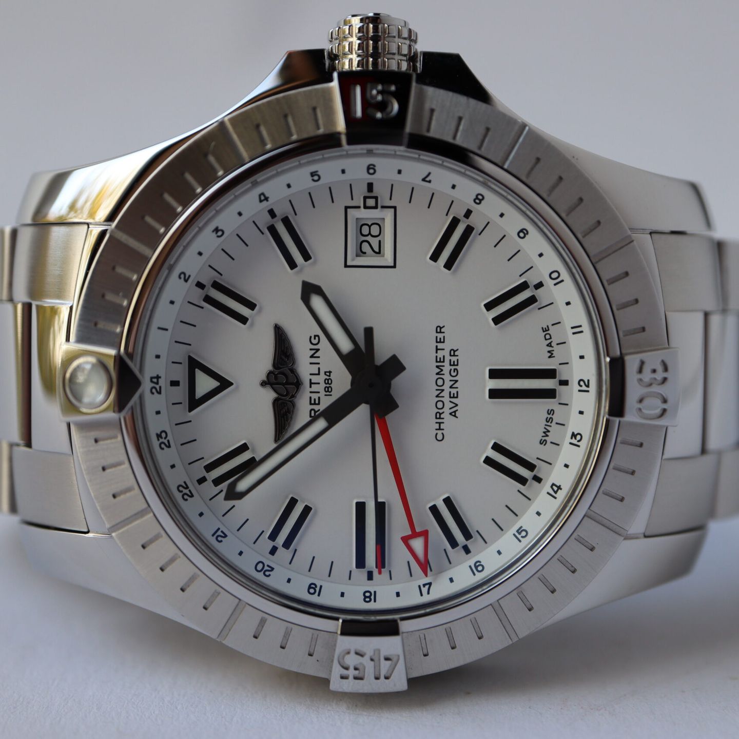 Breitling Avenger A32397101A1A1 - (2/8)