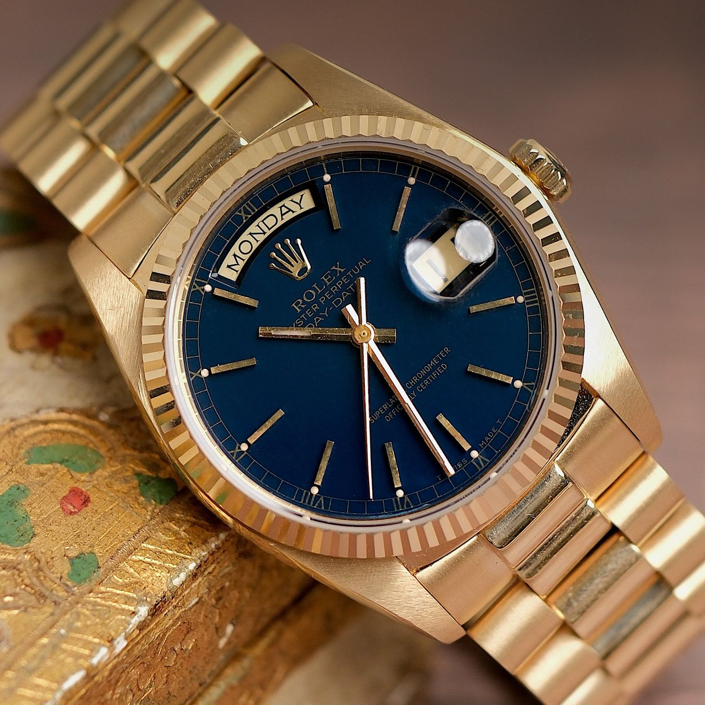 Rolex Day-Date 36 18038 (1982) - Blue dial 36 mm Yellow Gold case (1/8)