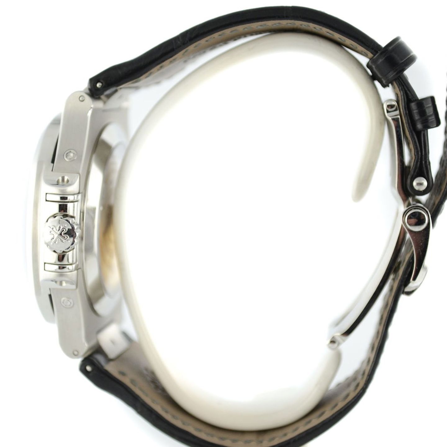 Patek Philippe Nautilus 5726A-001 (2021) - Black dial 41 mm Steel case (3/7)