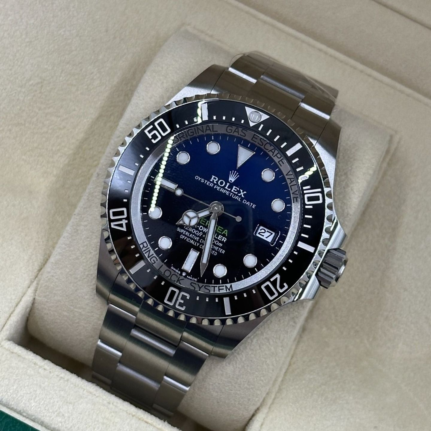 Rolex Sea-Dweller Deepsea 136660 (2023) - Blauw wijzerplaat 44mm Staal (8/8)