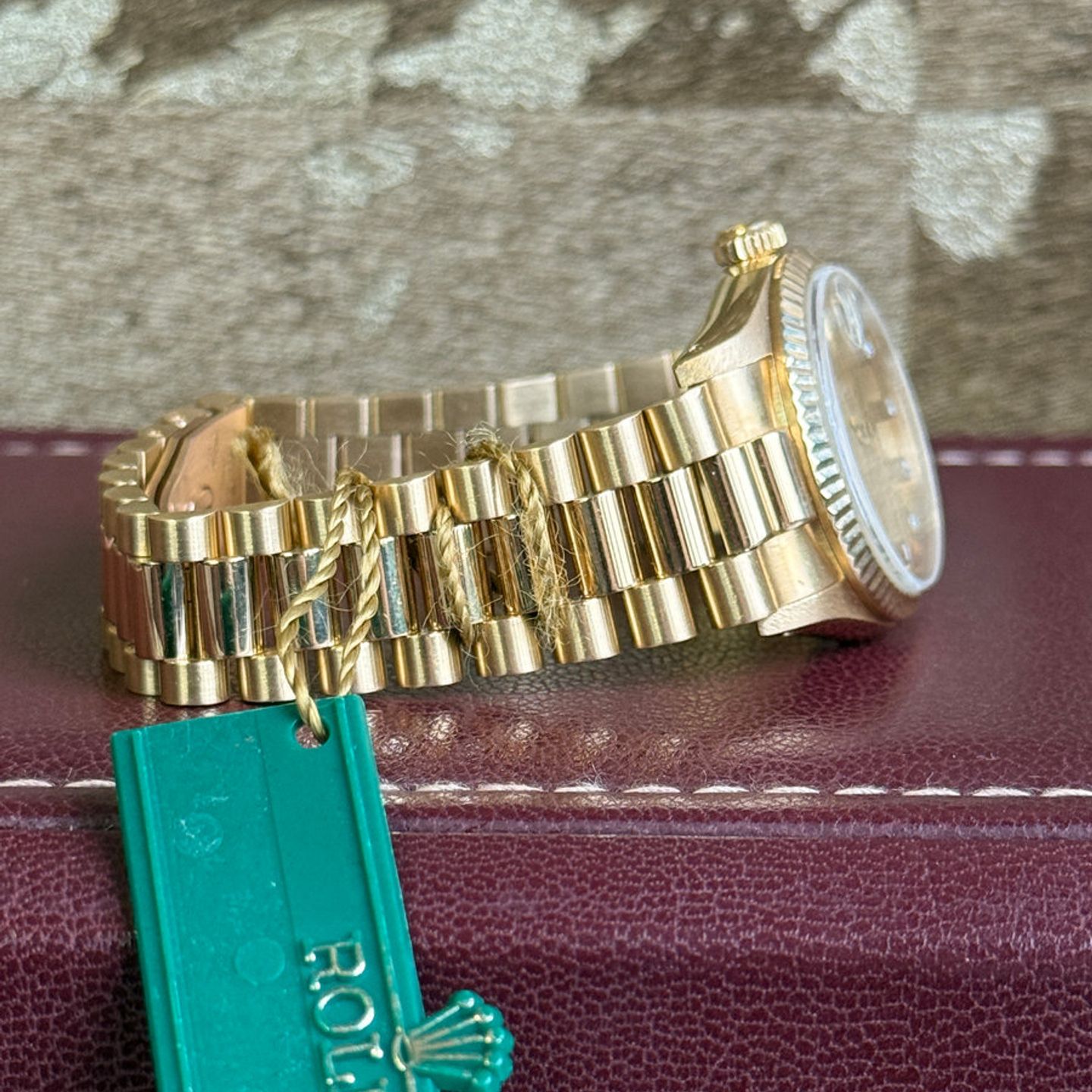 Rolex Datejust 31 68278 (1984) - Champagne dial 31 mm Yellow Gold case (4/5)