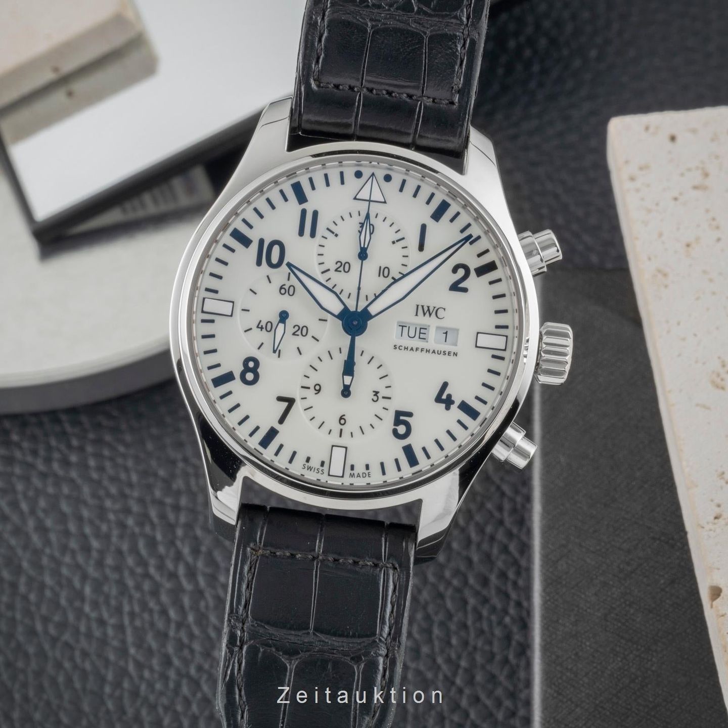 IWC Pilot Chronograph IW377725 - (1/8)