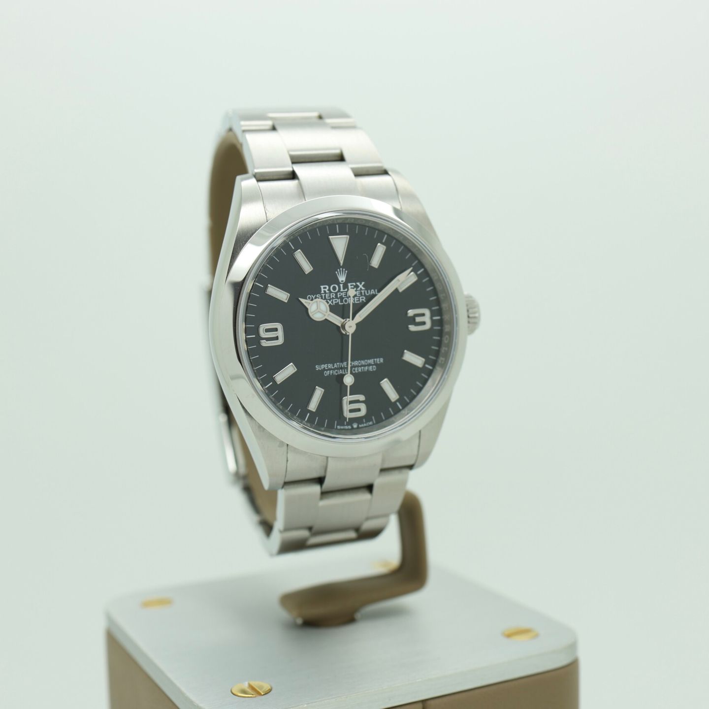 Rolex Explorer 124270 - (2/8)