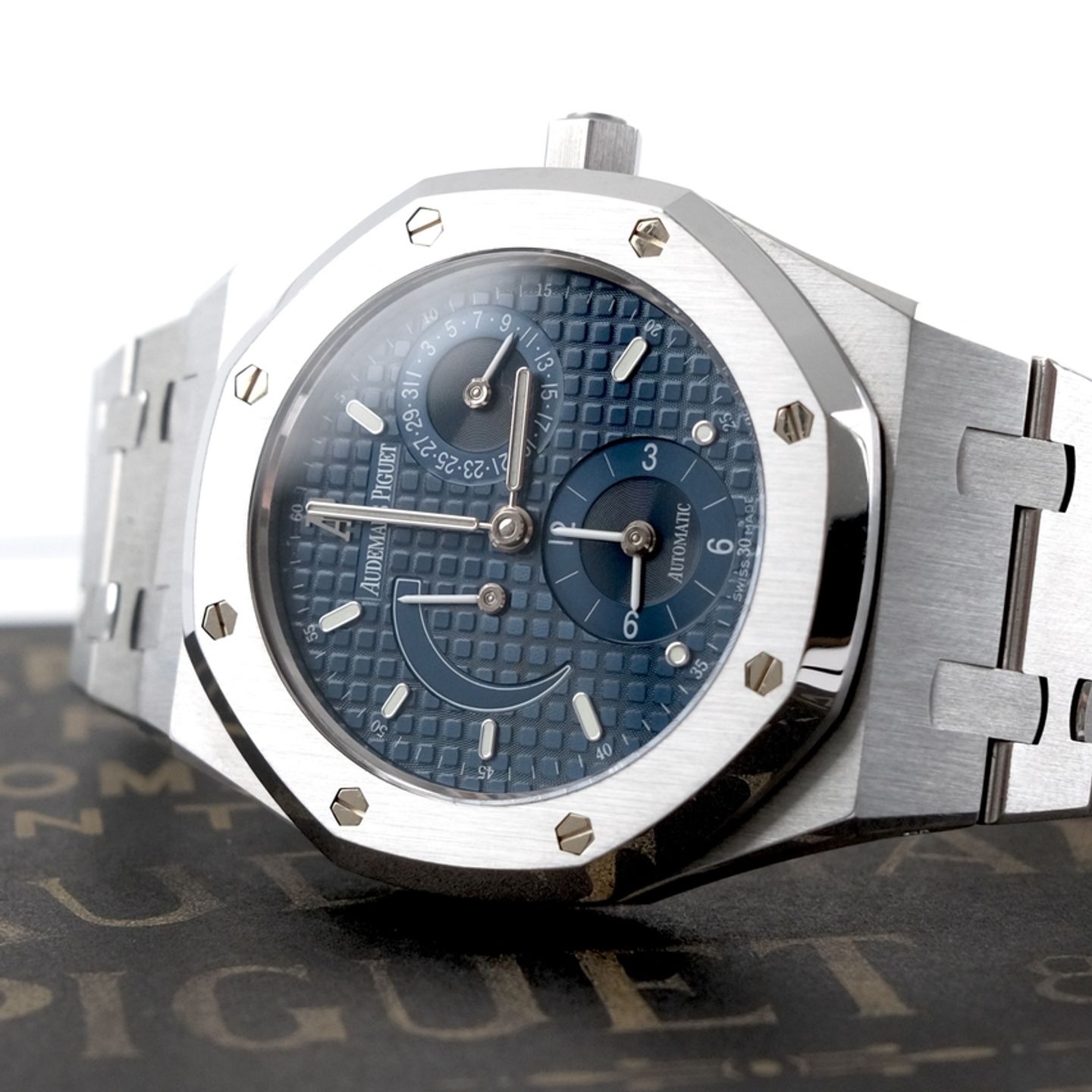 Audemars Piguet Royal Oak Dual Time 25730ST - (4/8)