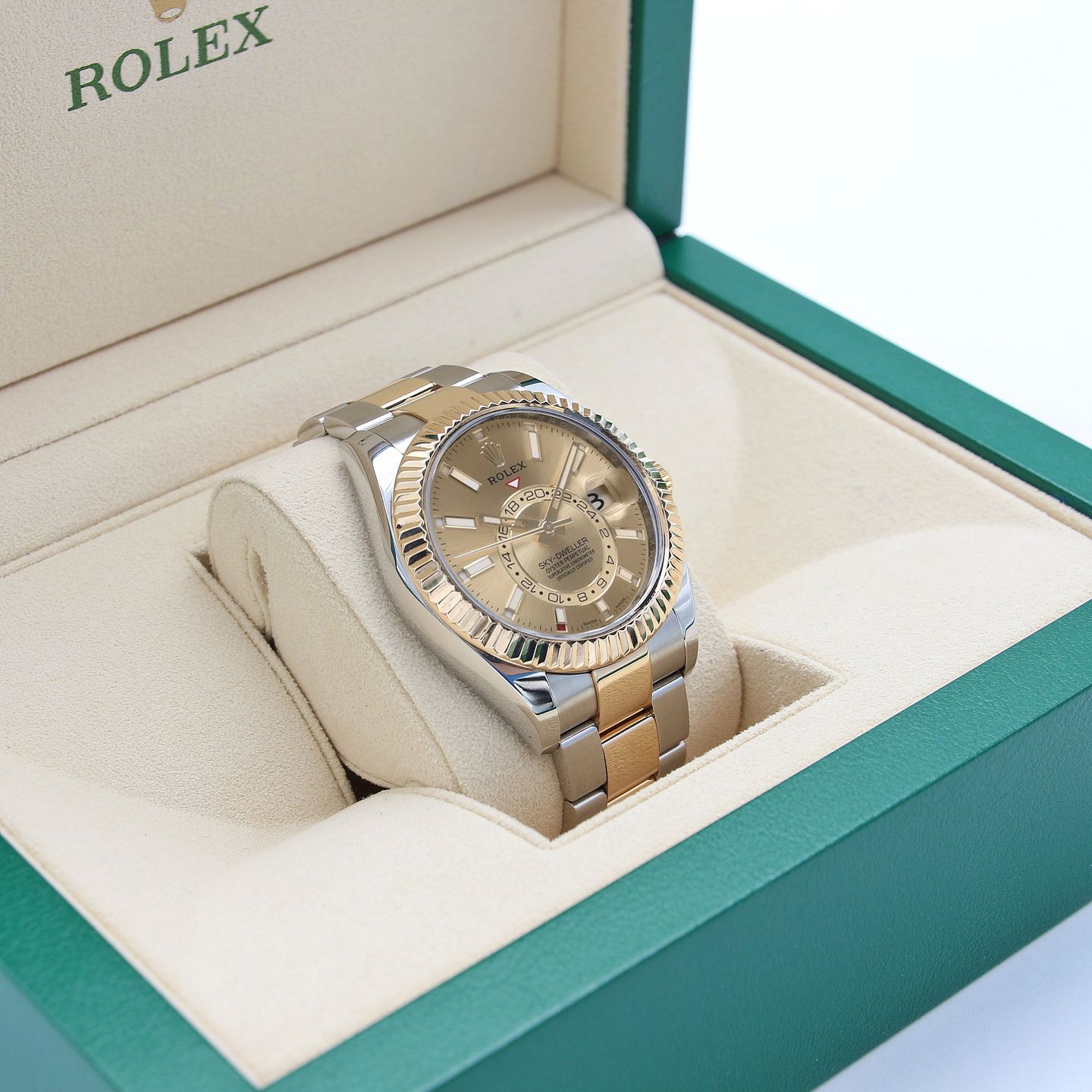 Rolex Sky-Dweller 326933 (Onbekend (willekeurig serienummer)) - 42mm Goud/Staal (2/7)