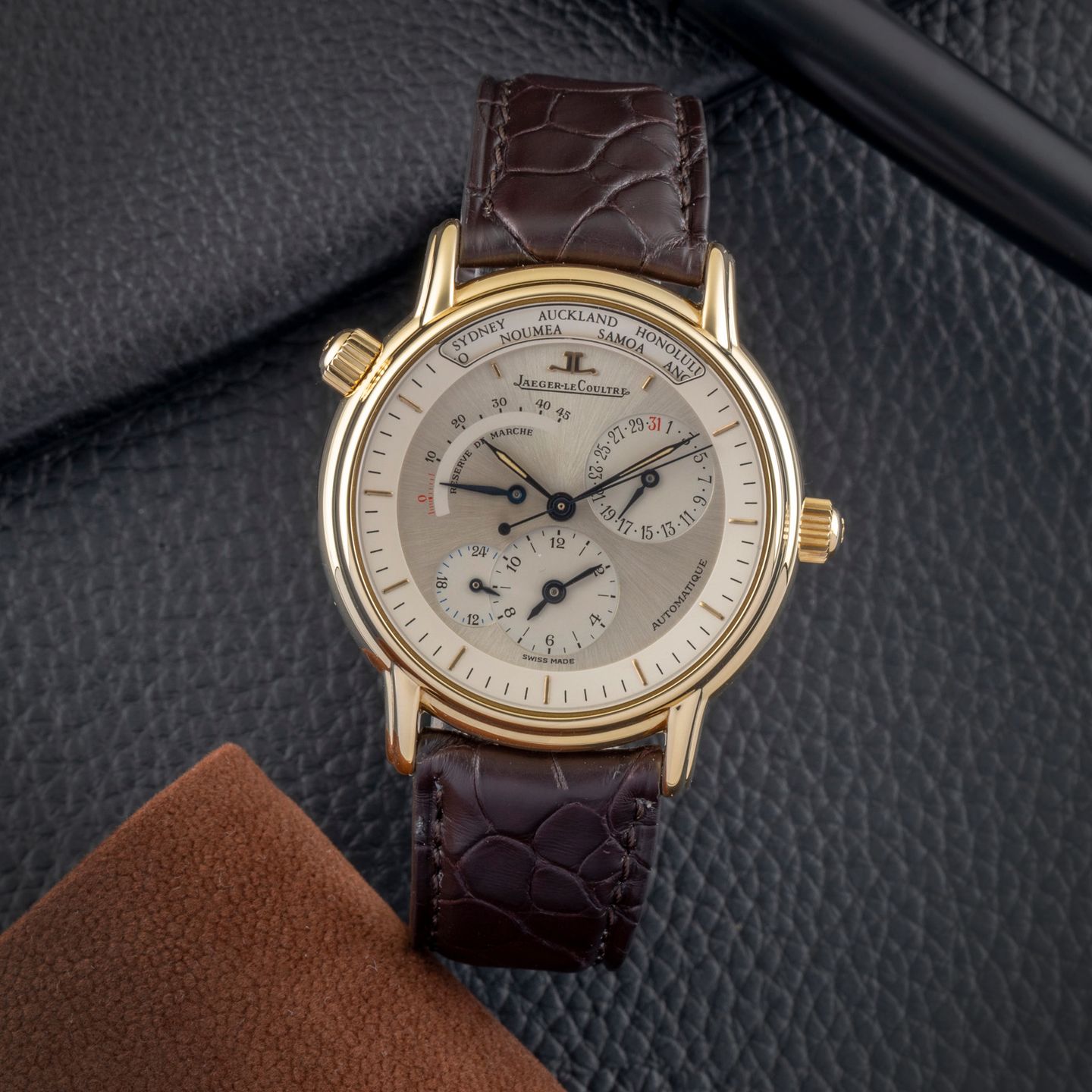 Jaeger-LeCoultre Master Geographic QA169102 (1992) - Zilver wijzerplaat 38mm Geelgoud (1/8)