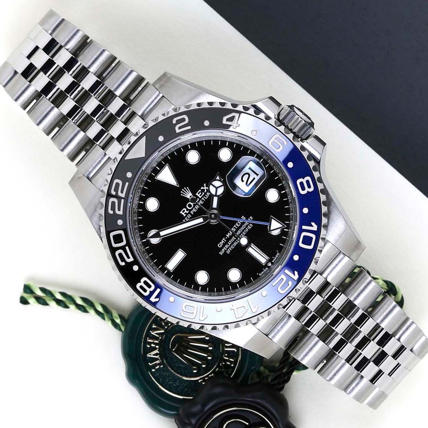 Rolex GMT-Master II 126710BLNR (2024) - Black dial 40 mm Steel case (1/8)