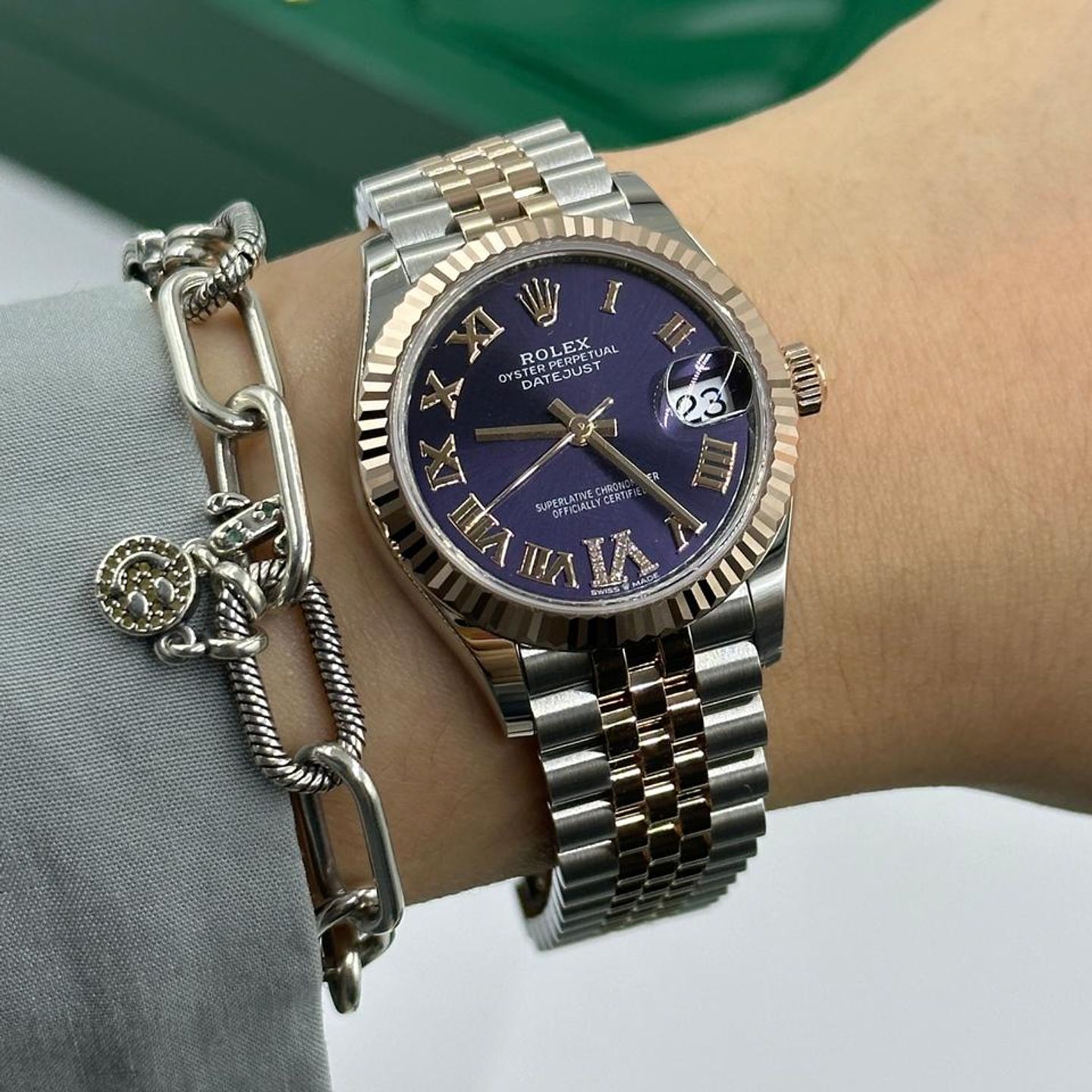 Rolex Datejust 278271 (2026) - 37mm Goud/Staal (3/10)
