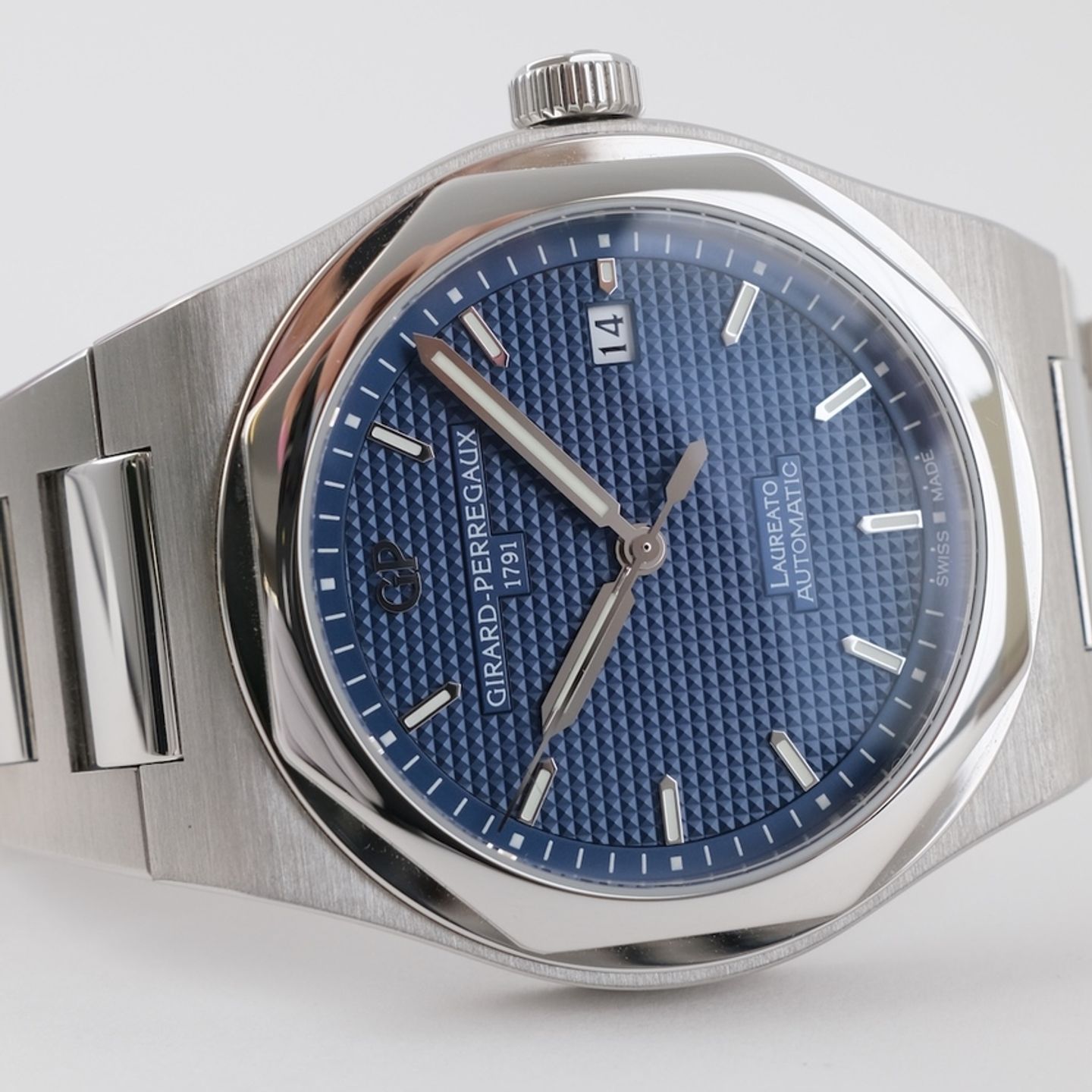 Girard-Perregaux Laureato 81000-11-431-11A - (5/8)