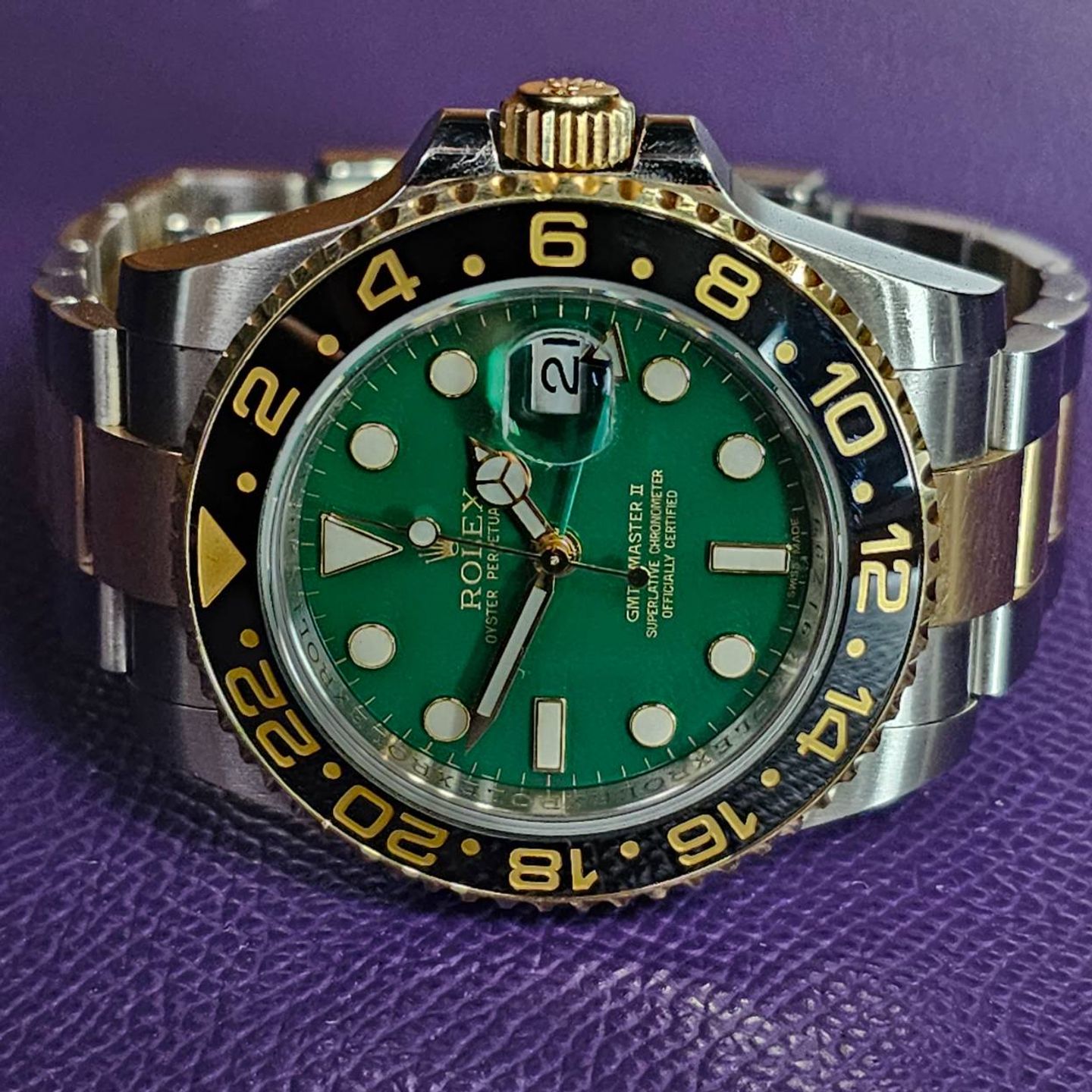 Rolex GMT-Master II 116713LN (2013) - Green dial 40 mm Gold/Steel case (5/5)