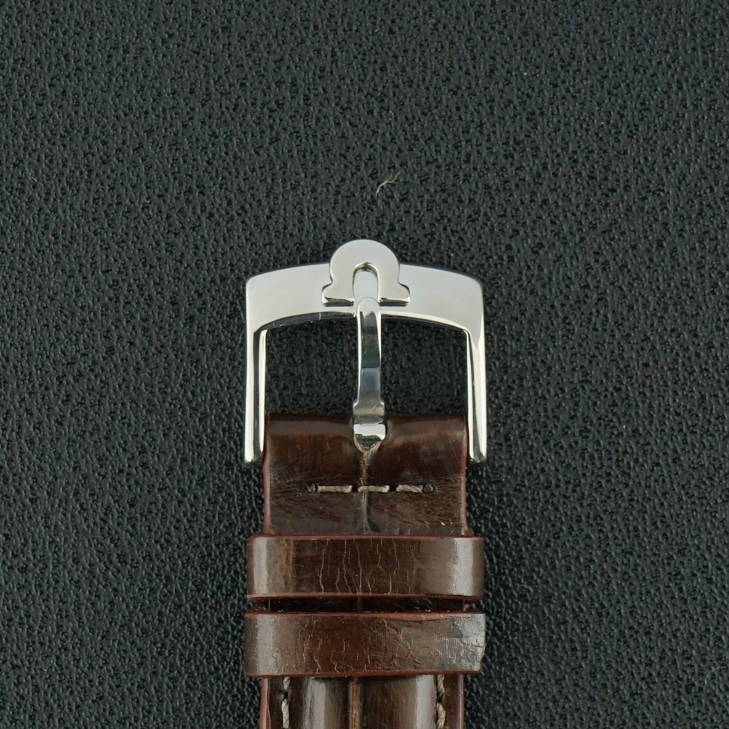 Omega Genève 162.0010 - (7/8)