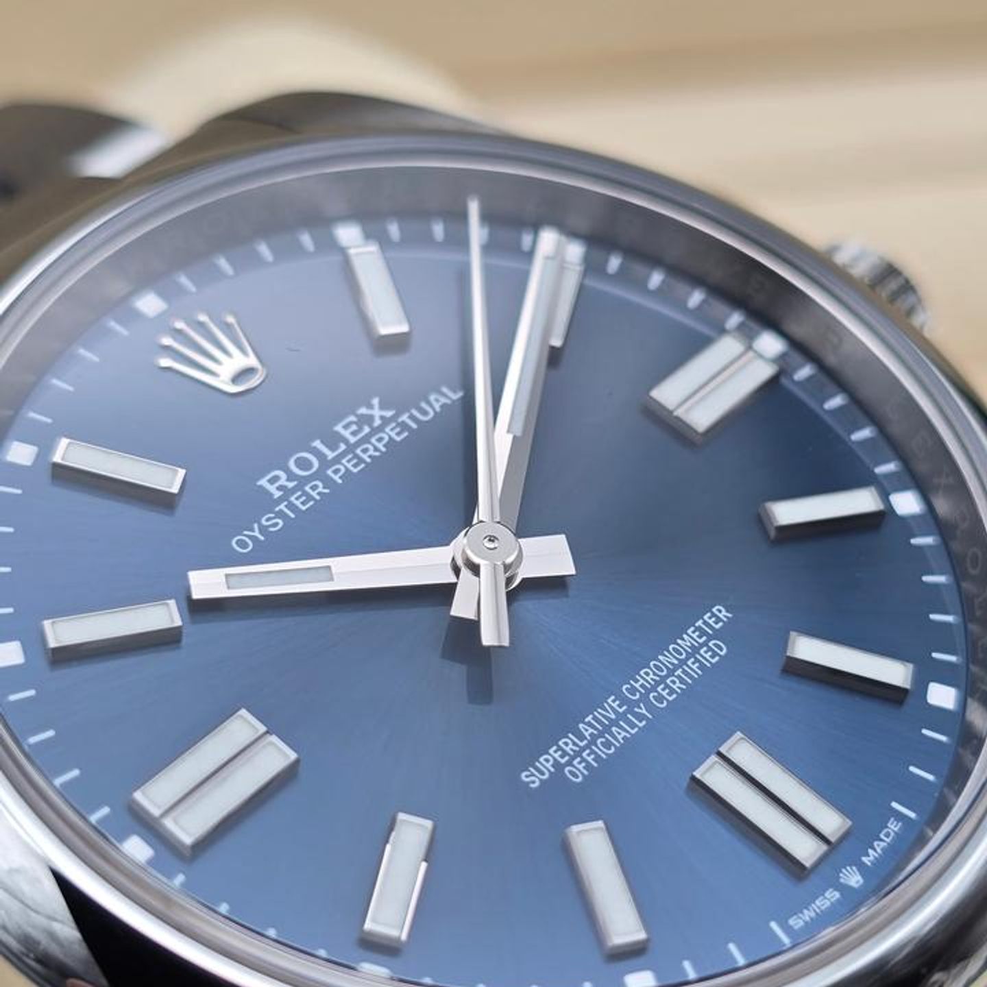 Rolex Oyster Perpetual 124300 - (5/10)