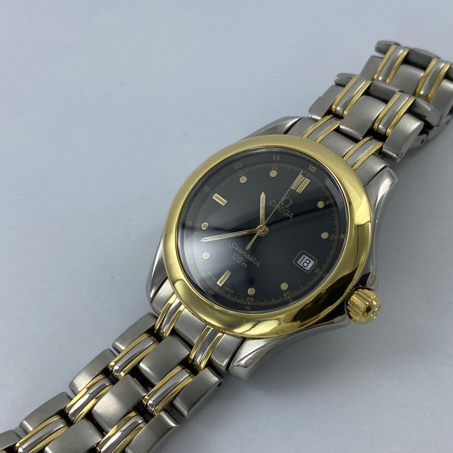 Omega Seamaster - (Unknown (random serial)) - Black dial 36 mm Gold/Steel case (4/8)