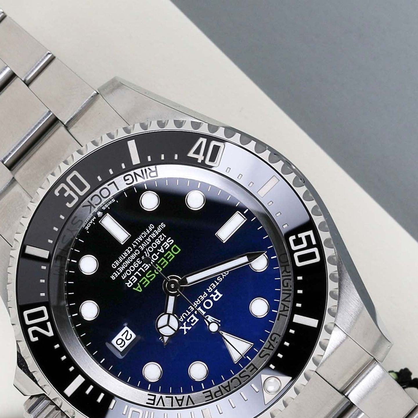 Rolex Sea-Dweller Deepsea 126660 (2022) - Blue dial 44 mm Steel case (3/8)