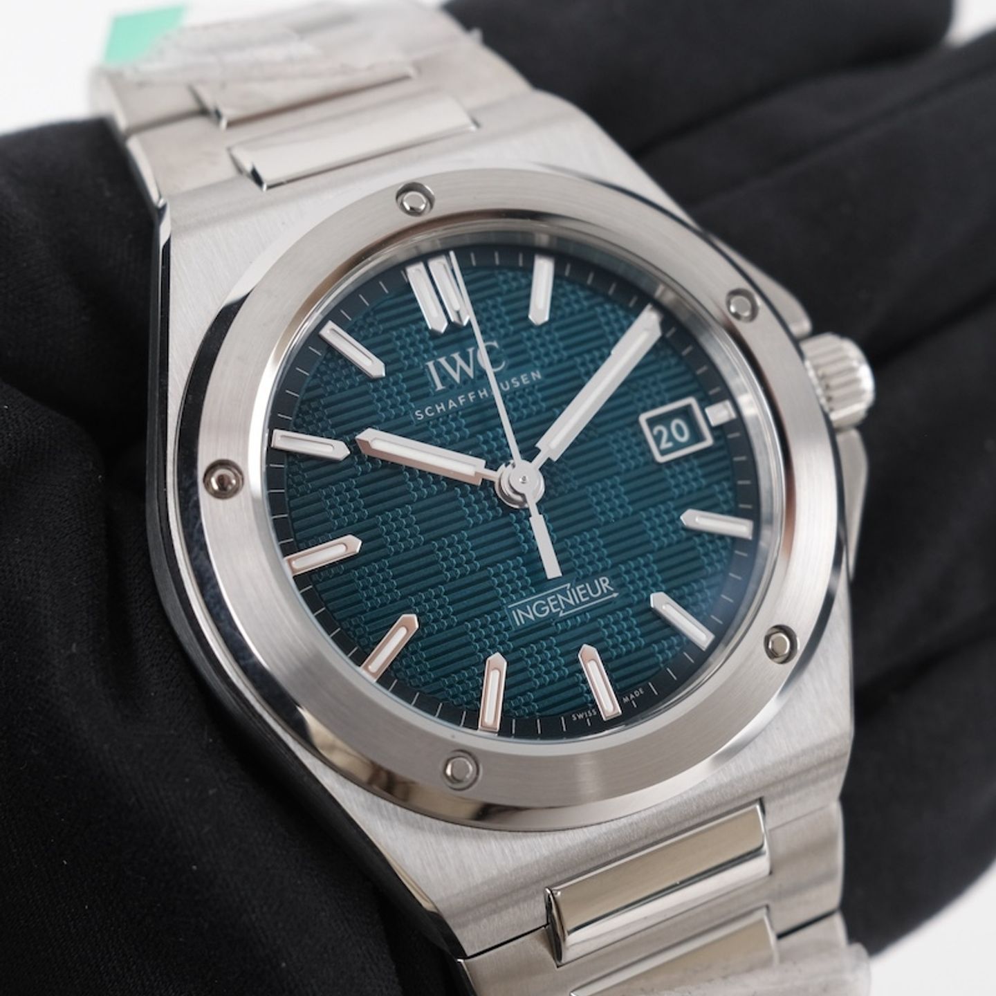 IWC Ingenieur Automatic IW328903 (2023) - Blue dial 40 mm Steel case (5/8)