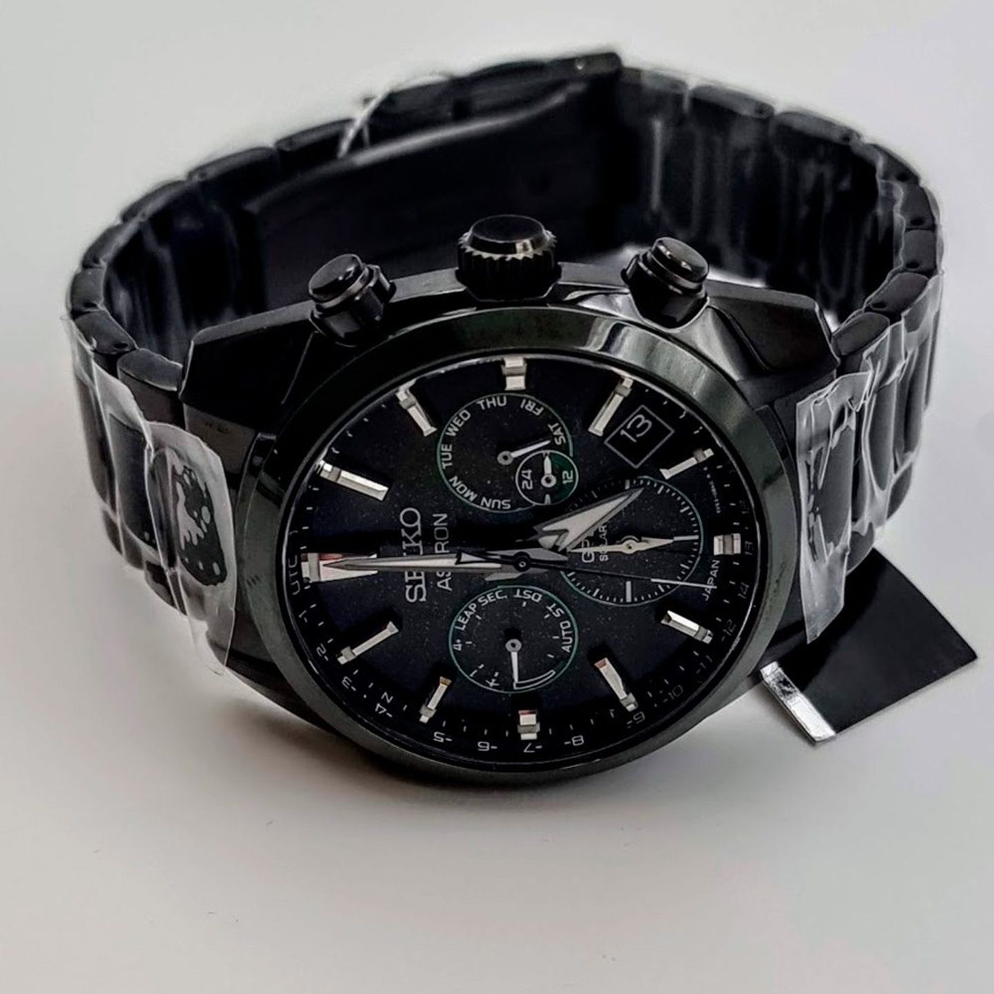 Seiko Astron SSH079J1 (2025) - Green dial 43 mm Steel case (6/8)