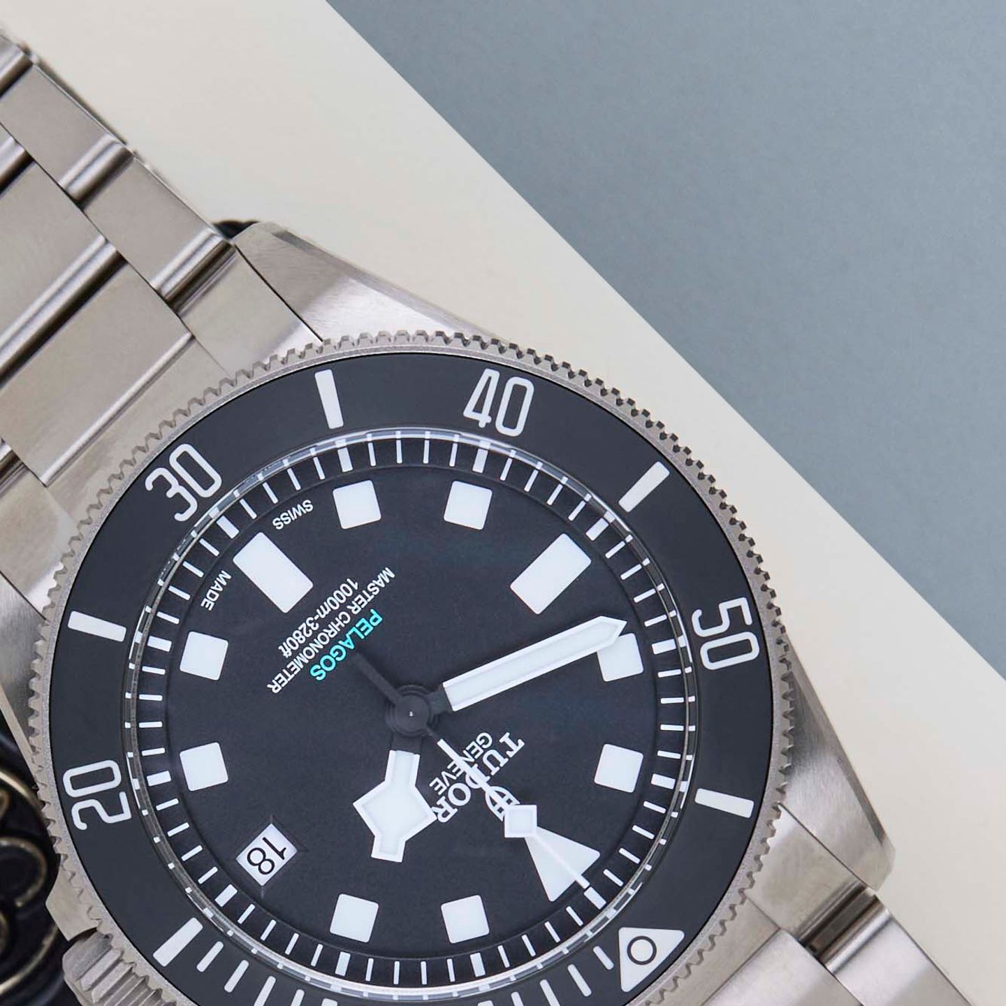 Tudor Pelagos 2543C1A7NU (2025) - Zwart wijzerplaat 43mm Titanium (4/8)