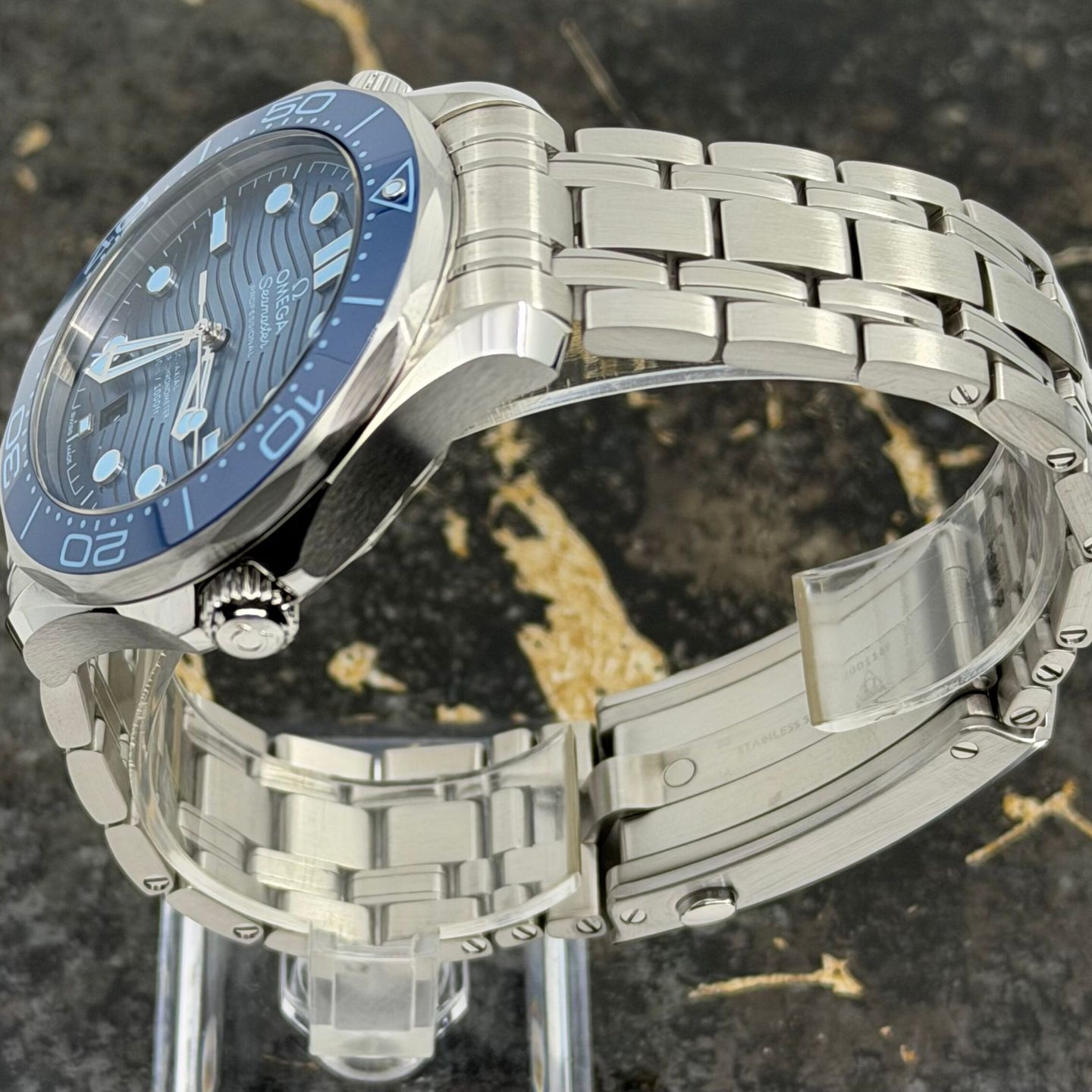 Omega Seamaster Diver 300 M 210.30.42.20.03.003 - (5/8)