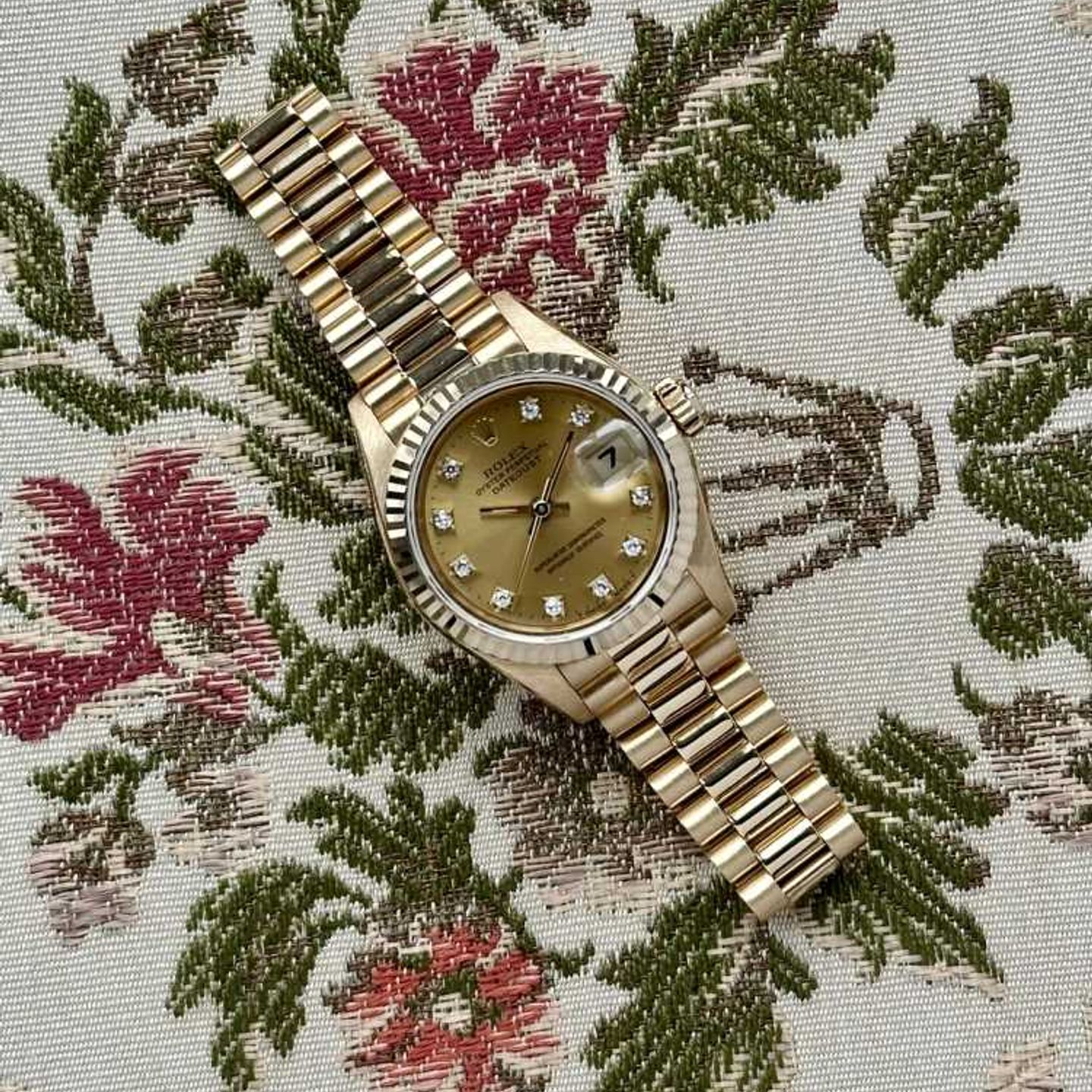 Rolex Lady-Datejust 69178G (1993) - Gold dial 26 mm Yellow Gold case (4/8)