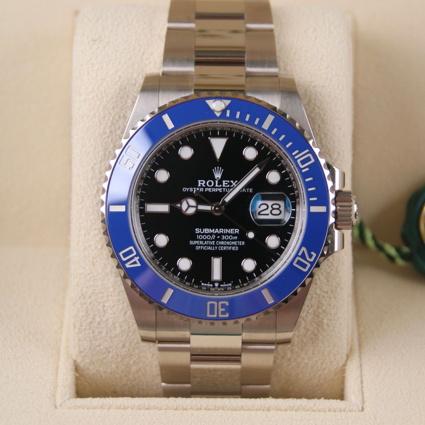 Rolex Submariner Date 126619LB (2023) - Zwart wijzerplaat 41mm Witgoud (2/8)