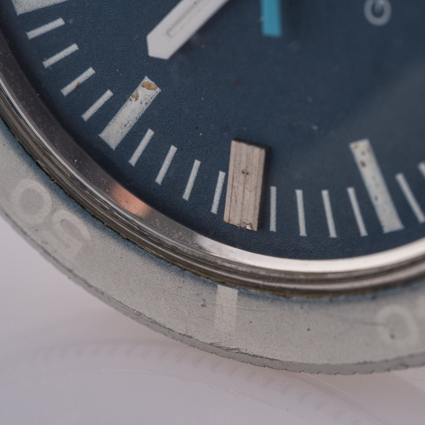 Omega Genève 166.054 - (4/8)