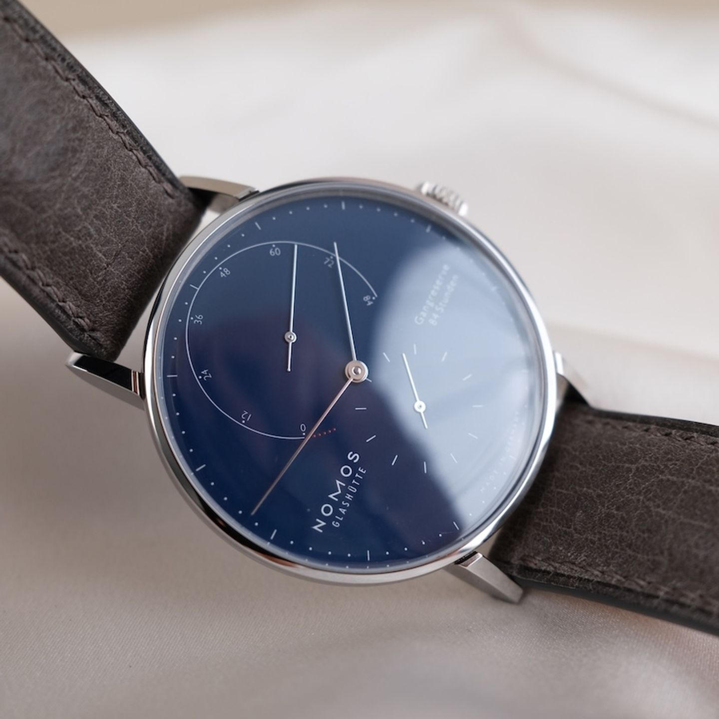 NOMOS Lambda 960.S3 (2020) - Blue dial 41 mm White Gold case (2/8)