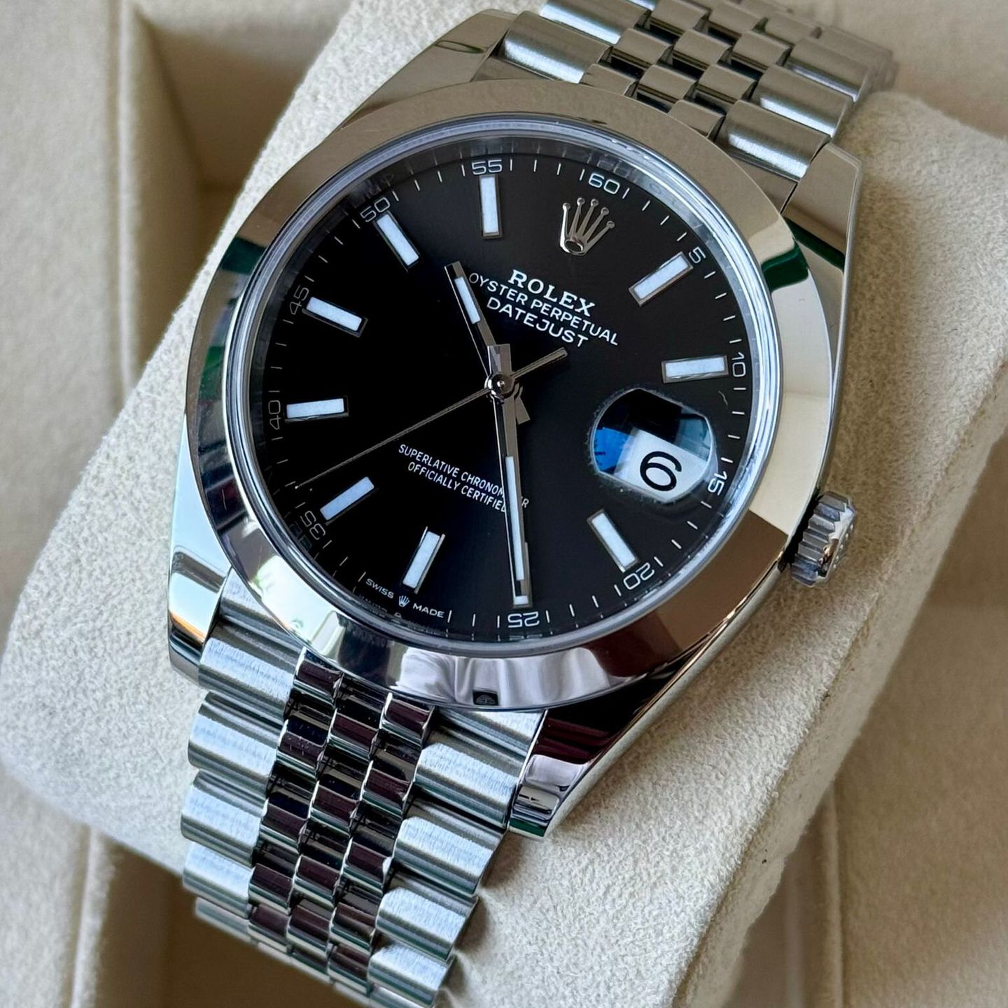 Rolex Datejust 41 126300 (2020) - Zwart wijzerplaat 41mm Staal (3/7)