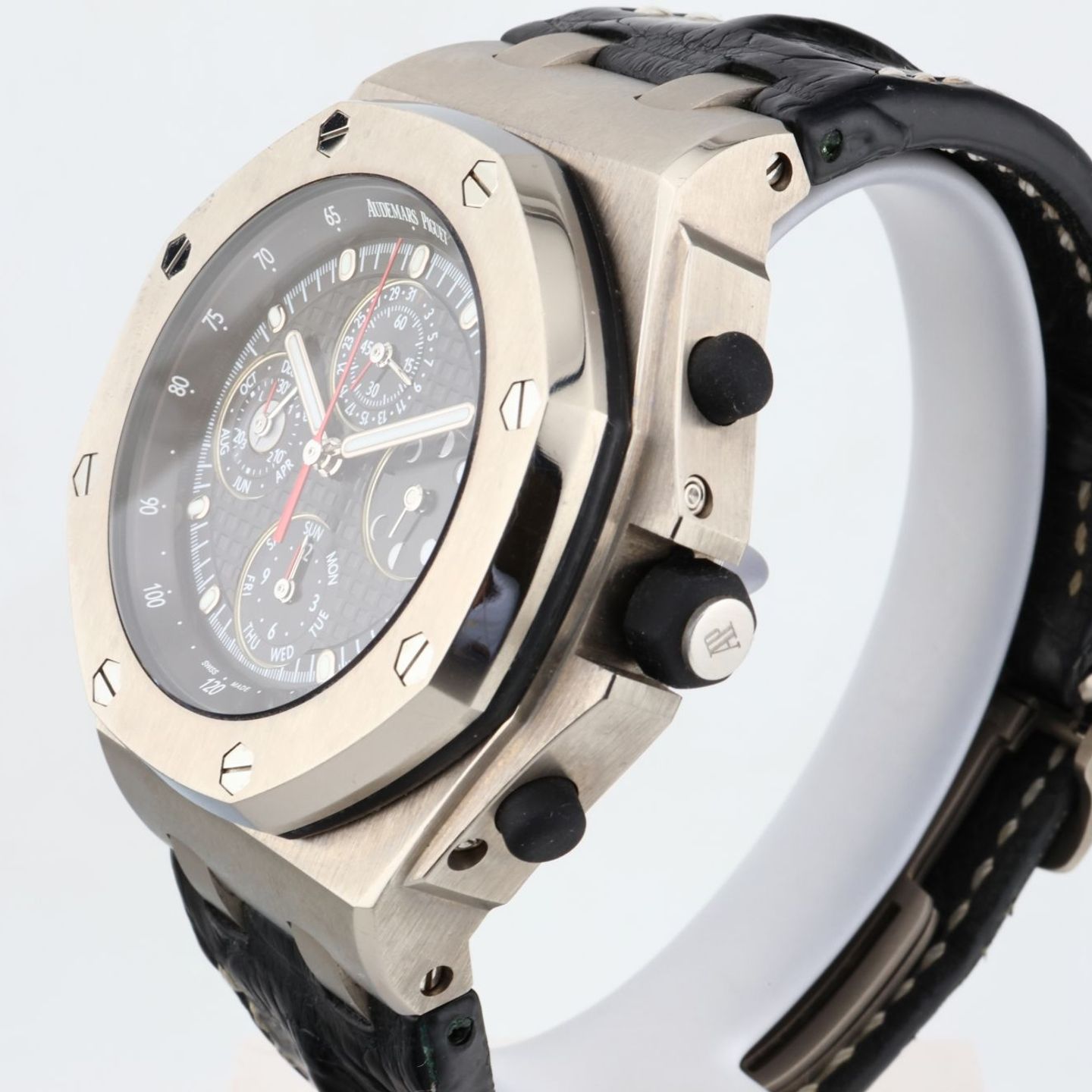 Audemars Piguet Royal Oak Offshore Chronograph 26209TI.OO.D101CR.01 - (5/16)