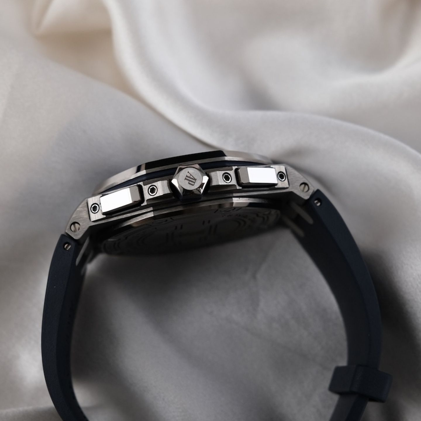 Audemars Piguet Royal Oak Offshore 26480TI.OO.A027CA.01 - (8/8)