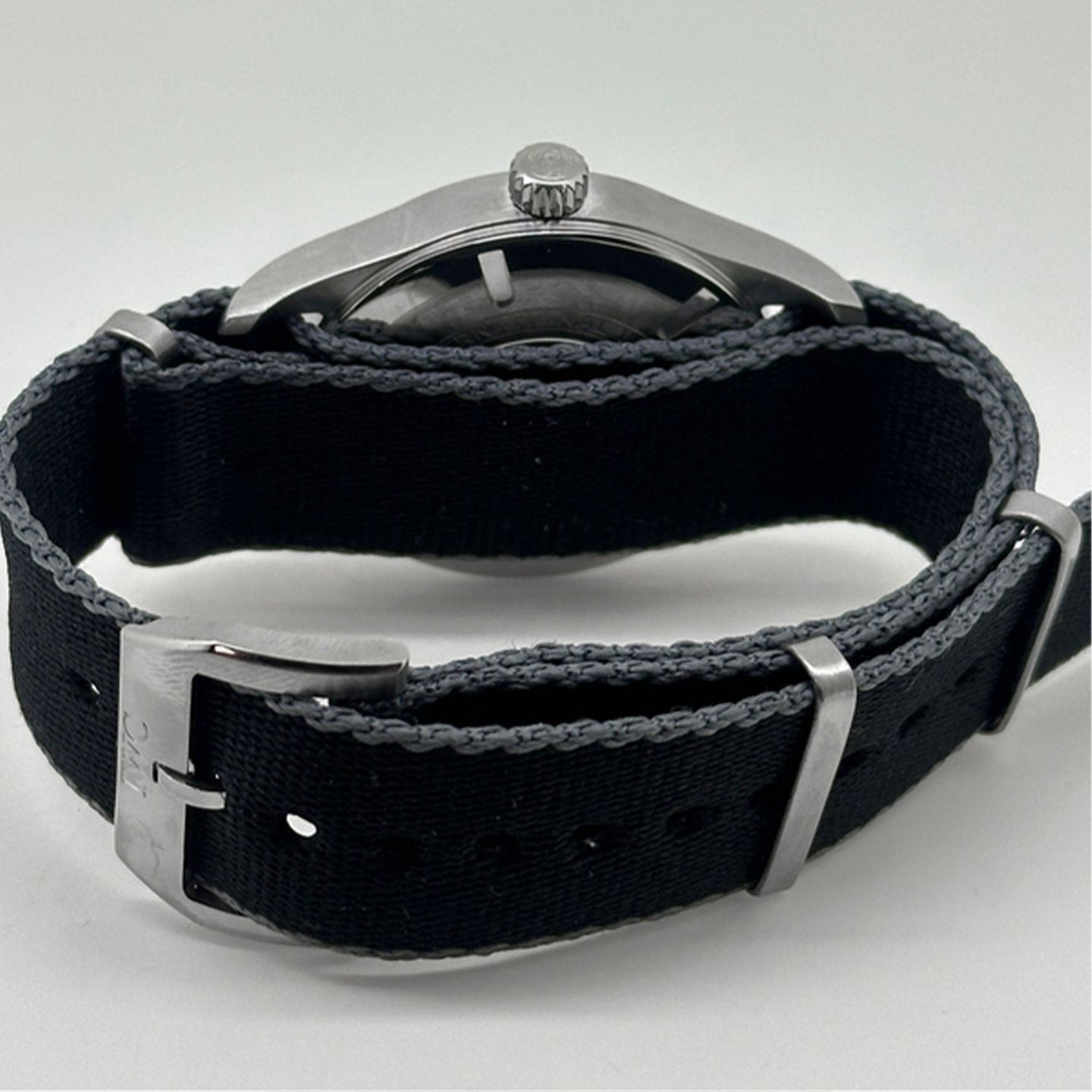 IWC Pilot IW326801 - (3/4)