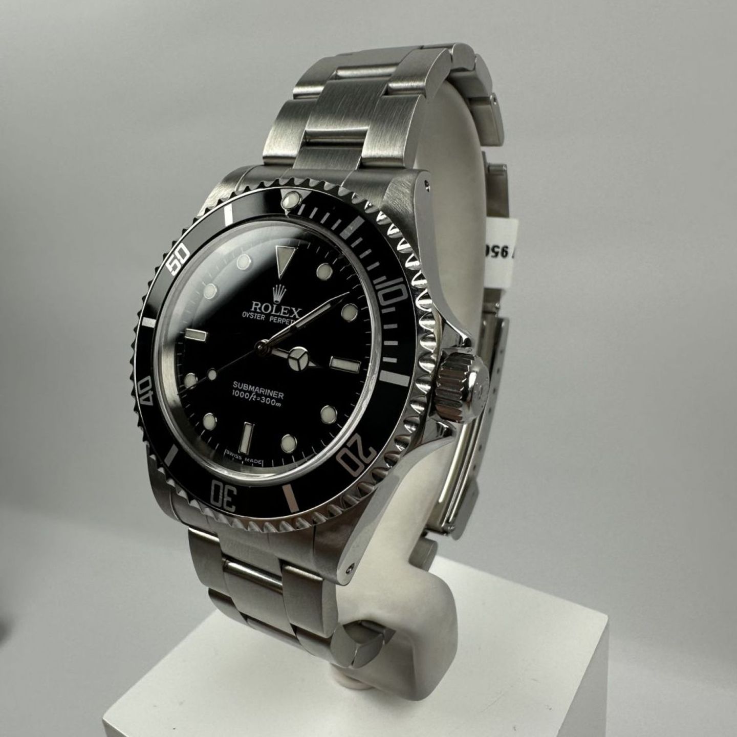 Rolex Submariner No Date 14060M (2007) - Black dial 40 mm Steel case (2/8)