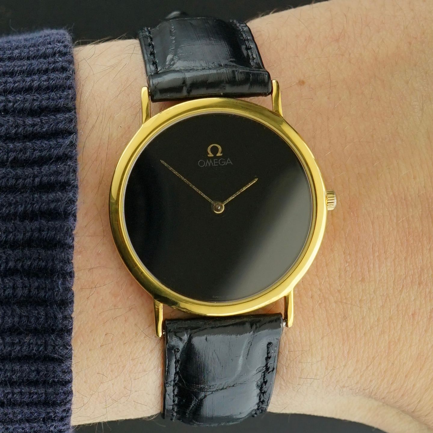 Omega De Ville 195.0075.2 (1986) - Black dial 32 mm Gold/Steel case (2/8)