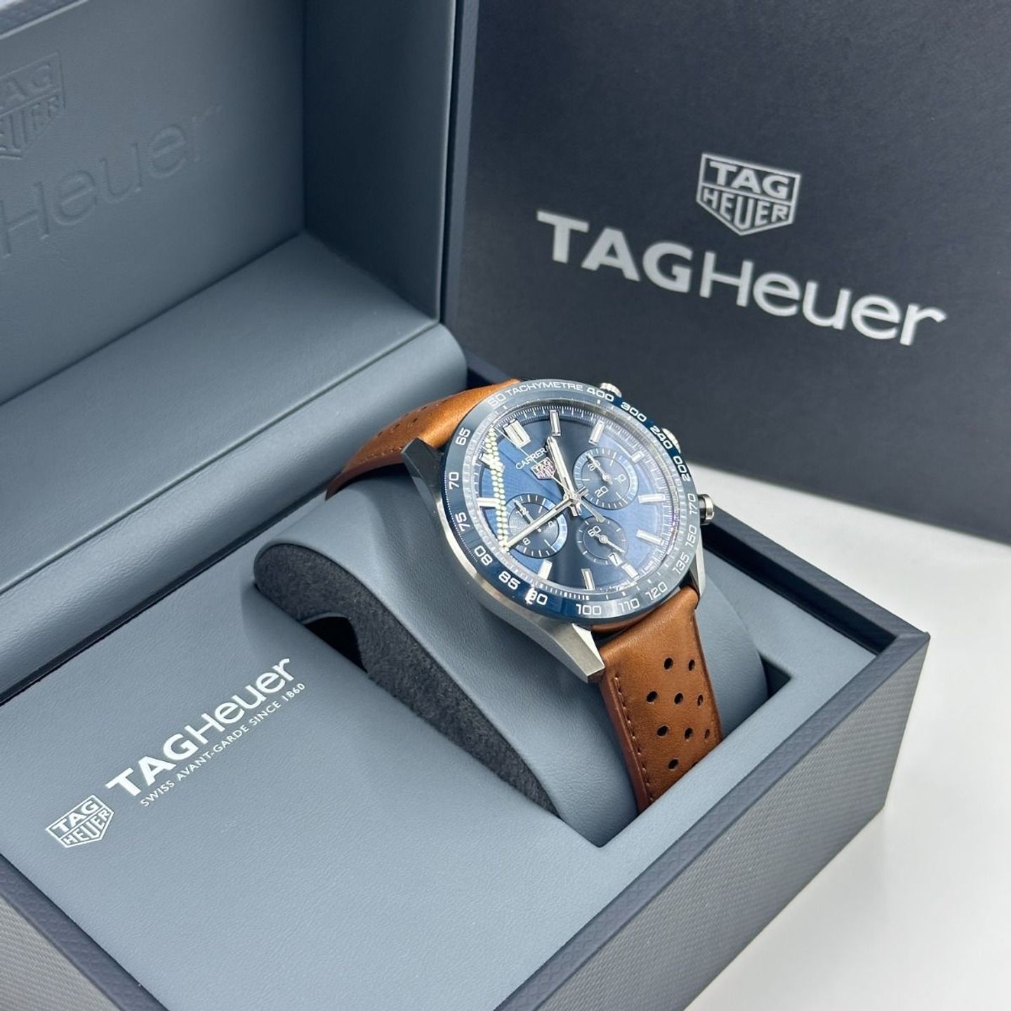 TAG Heuer Carrera CBN2A1A.FC6537 (2024) - Blue dial 44 mm Steel case (3/8)