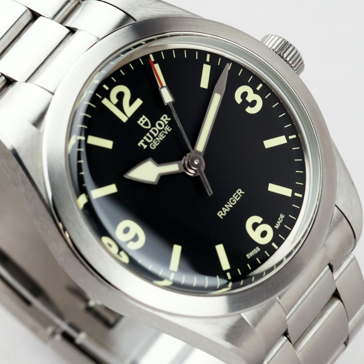 Tudor Ranger 79950 (2022) - 39 mm Steel case (3/8)