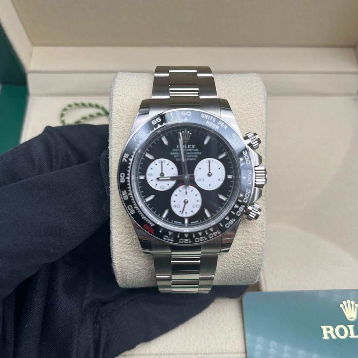 Rolex Daytona 126529LN (2025) - Black dial 40 mm White Gold case (1/10)