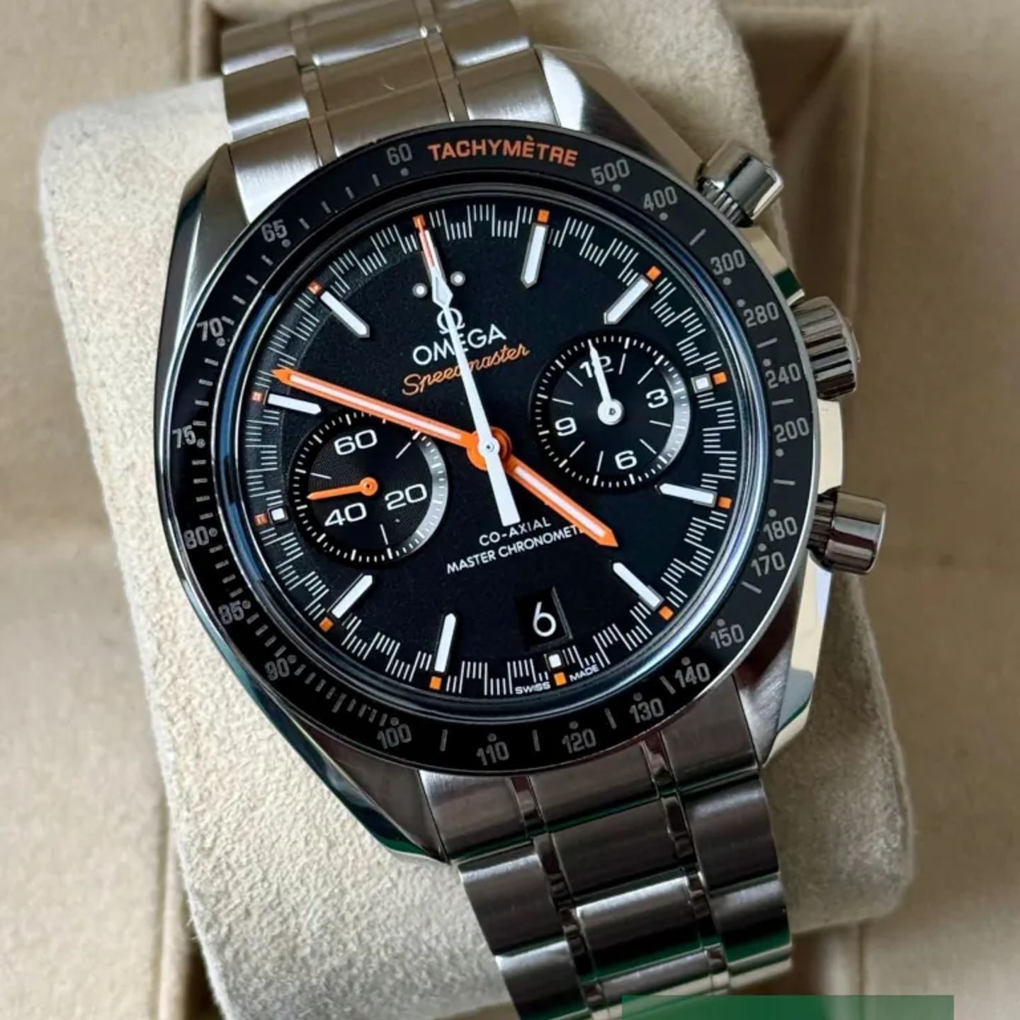 Omega Speedmaster Racing 329.30.44.51.01.002 - (1/7)