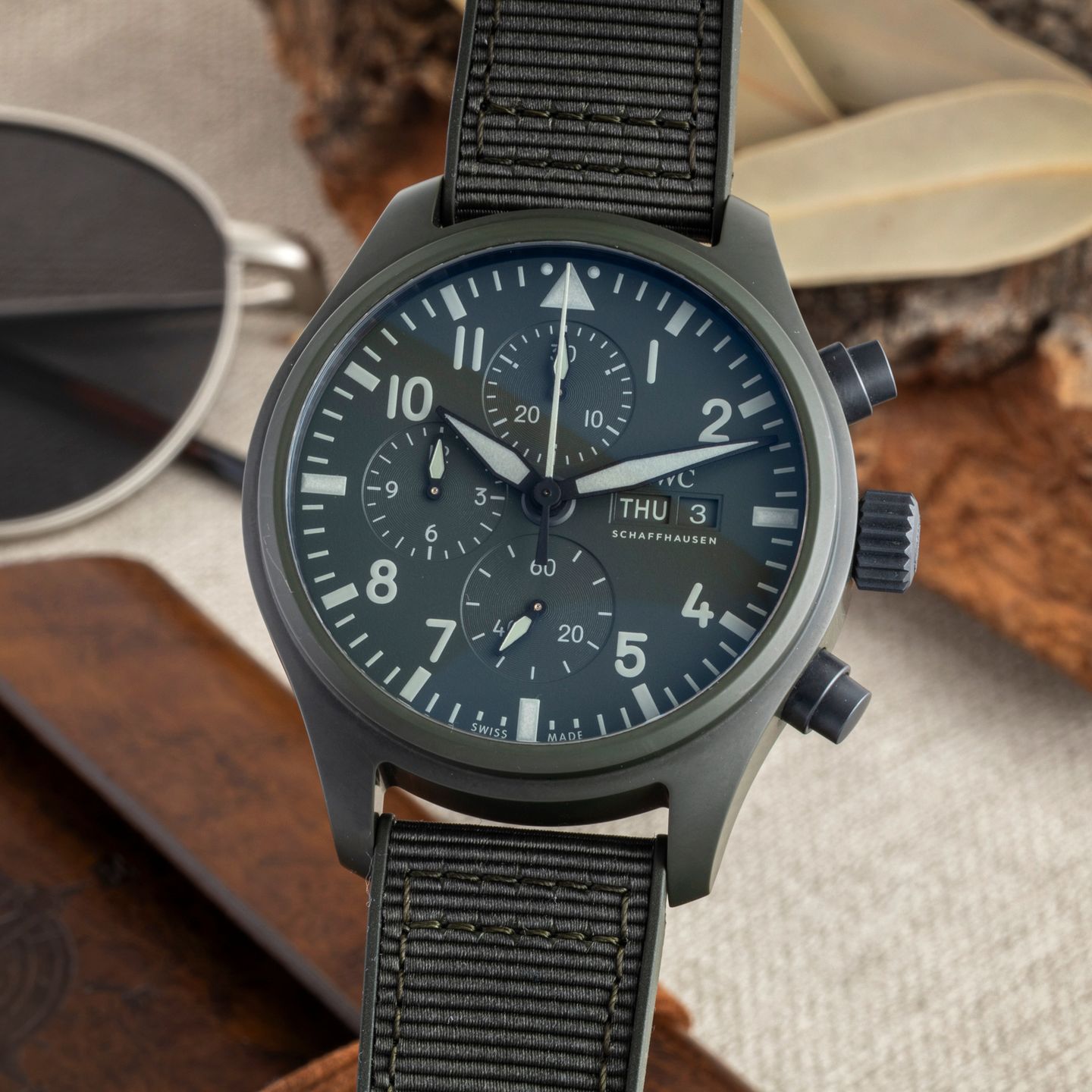 IWC Pilot Chronograph Top Gun IW389106 (Unknown (random serial)) - Green dial 45 mm Titanium case (3/8)