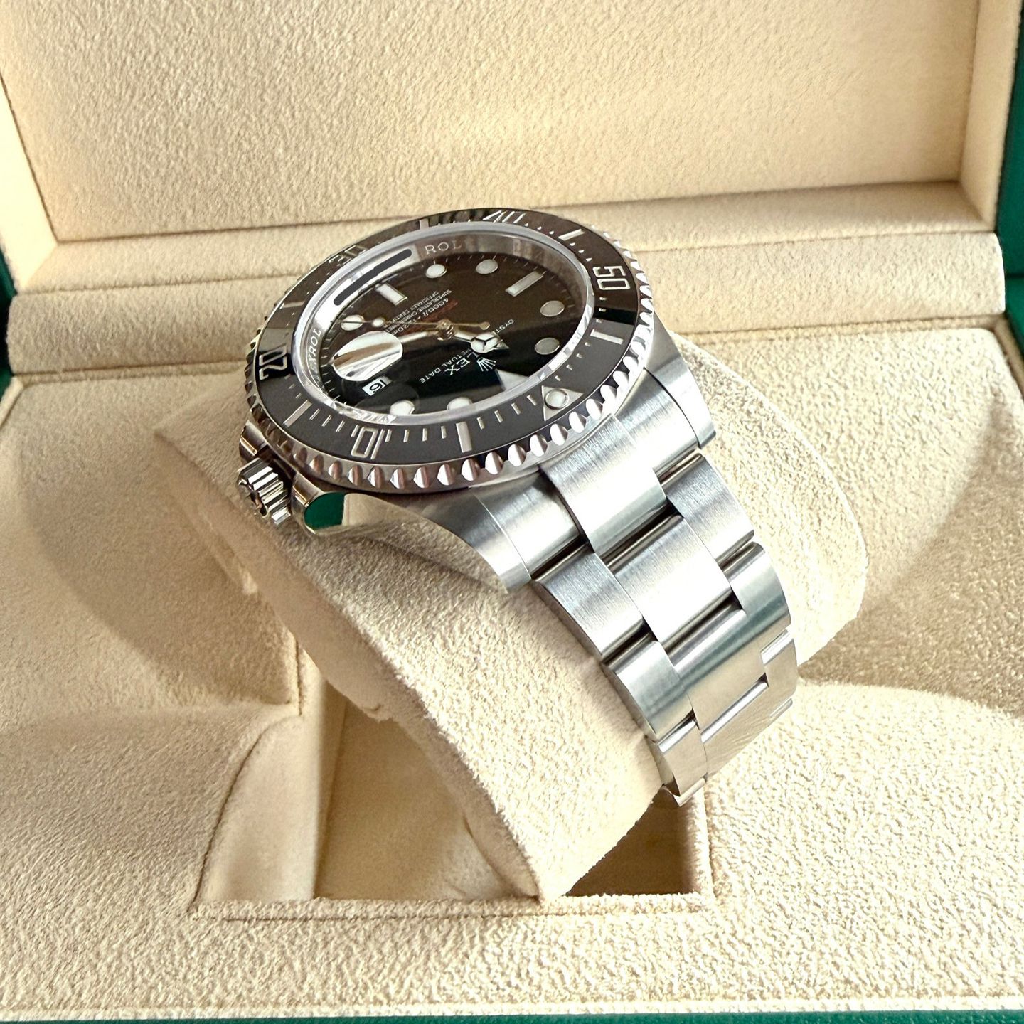 Rolex Sea-Dweller 126600 - (5/7)