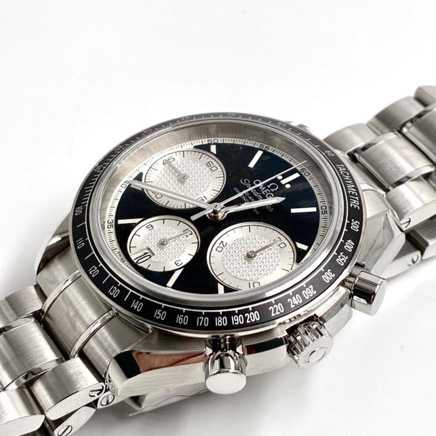 Omega Speedmaster Racing 326.30.40.50.01.002 (2026) - Black dial 40 mm Steel case (10/10)